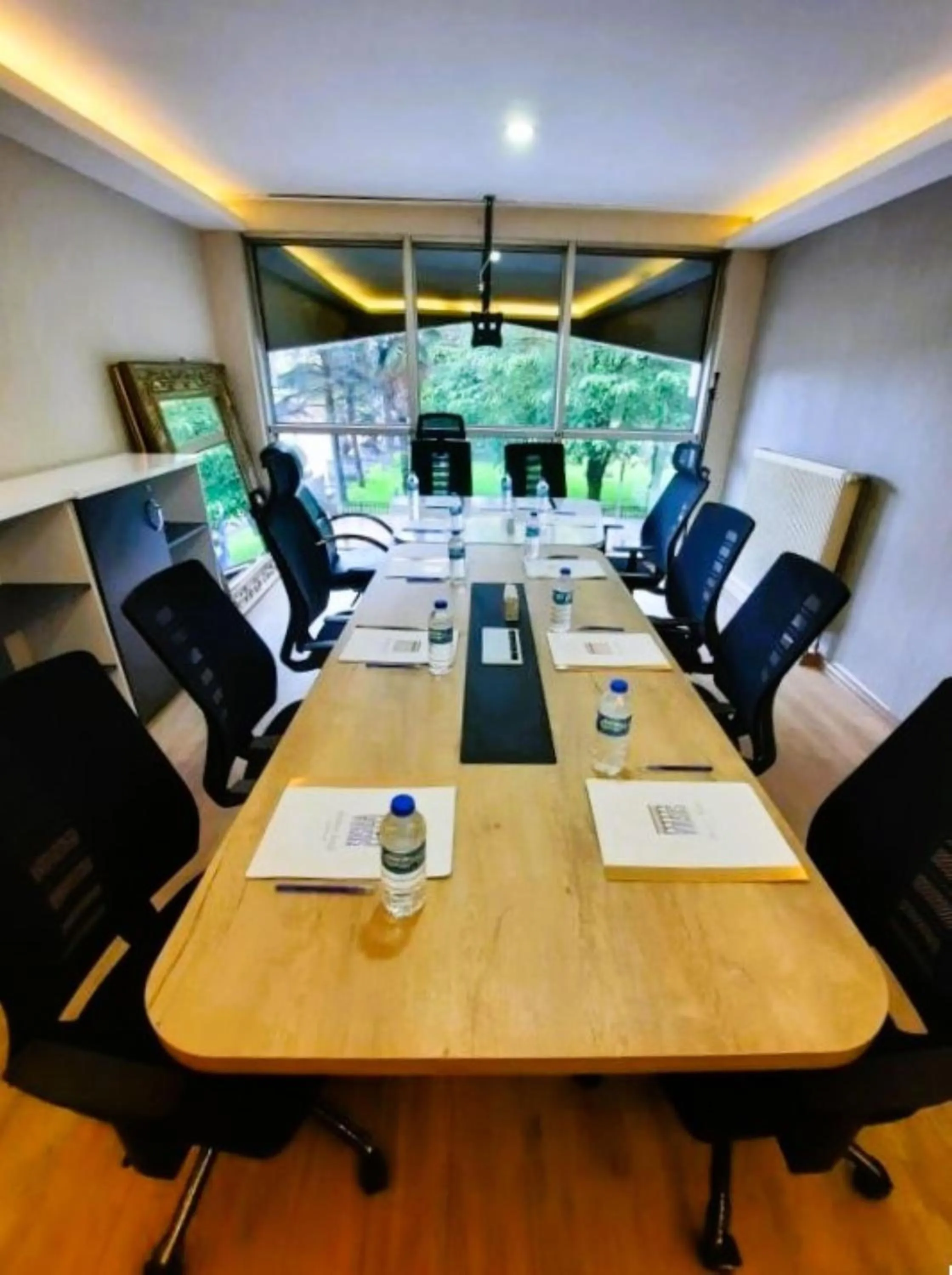 Living room in Amisos Hotel