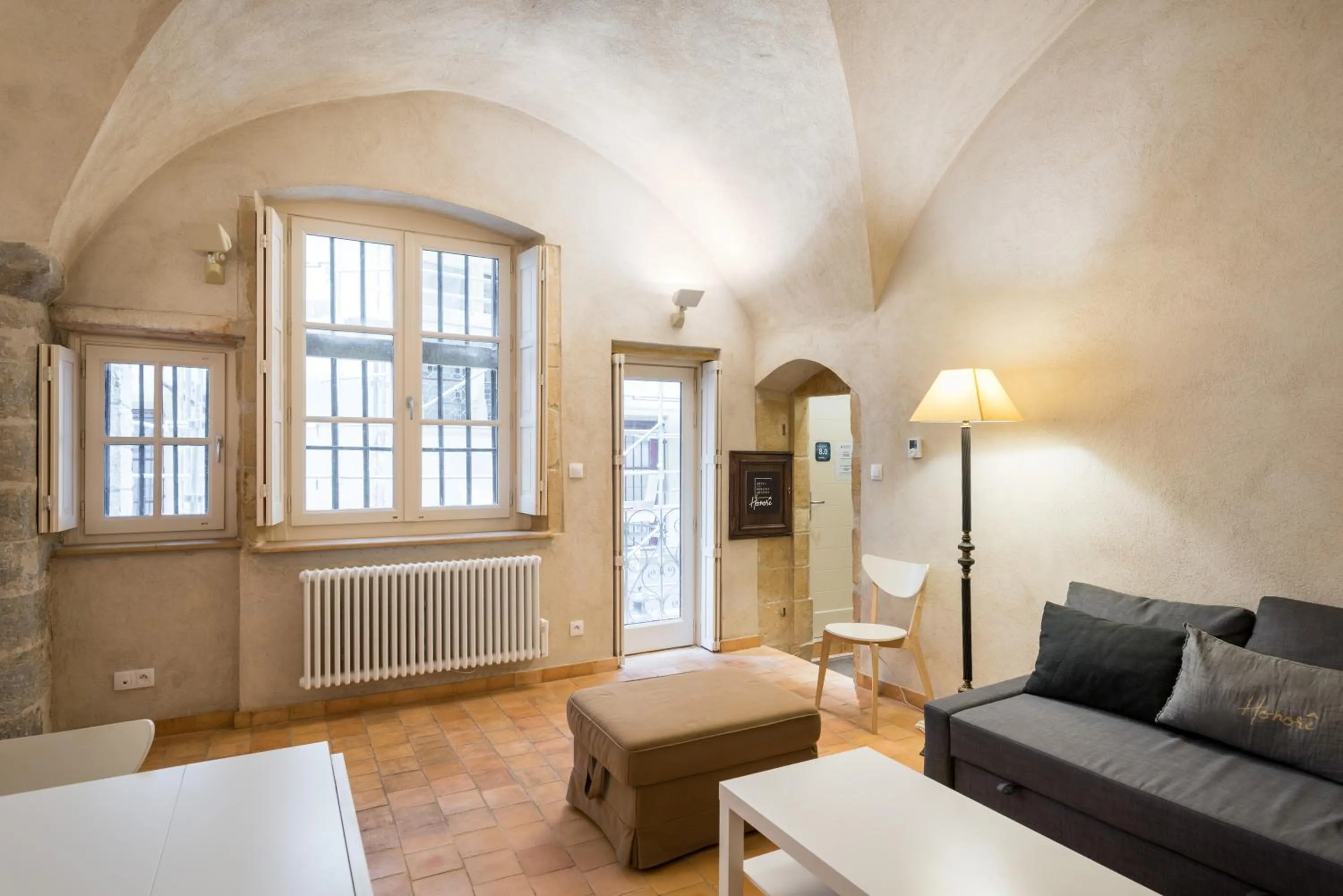 Living room, Bed in Honorê - Suite Romain Rolland