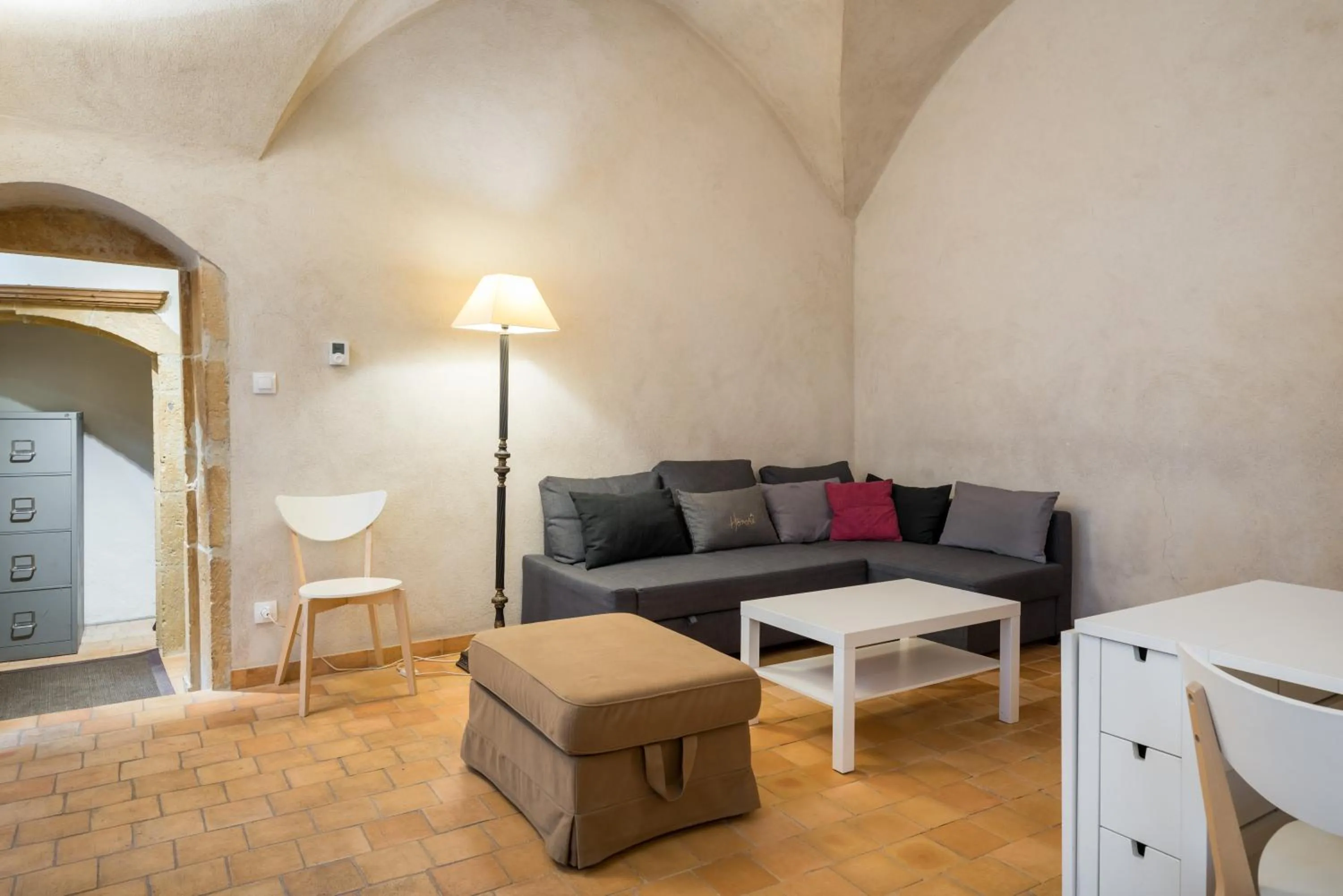 Living room in Honorê - Suite Romain Rolland