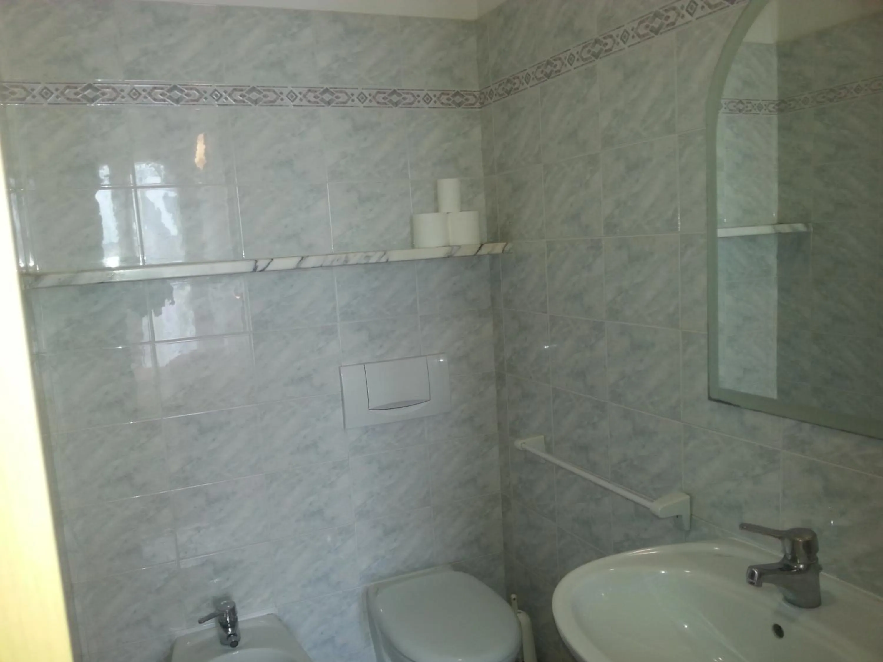 Bathroom in Hotel Marylise