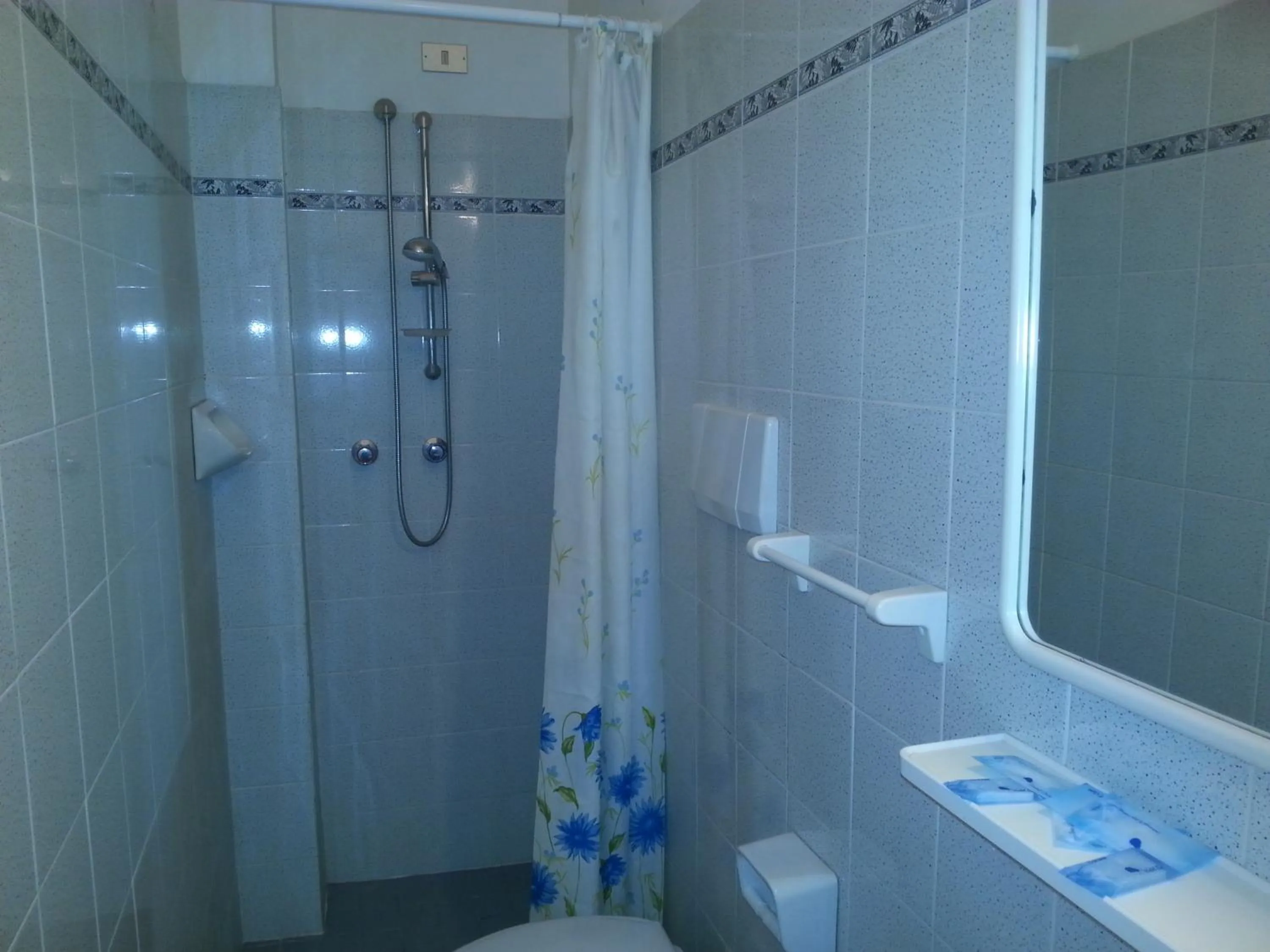 Bathroom in Hotel Marylise