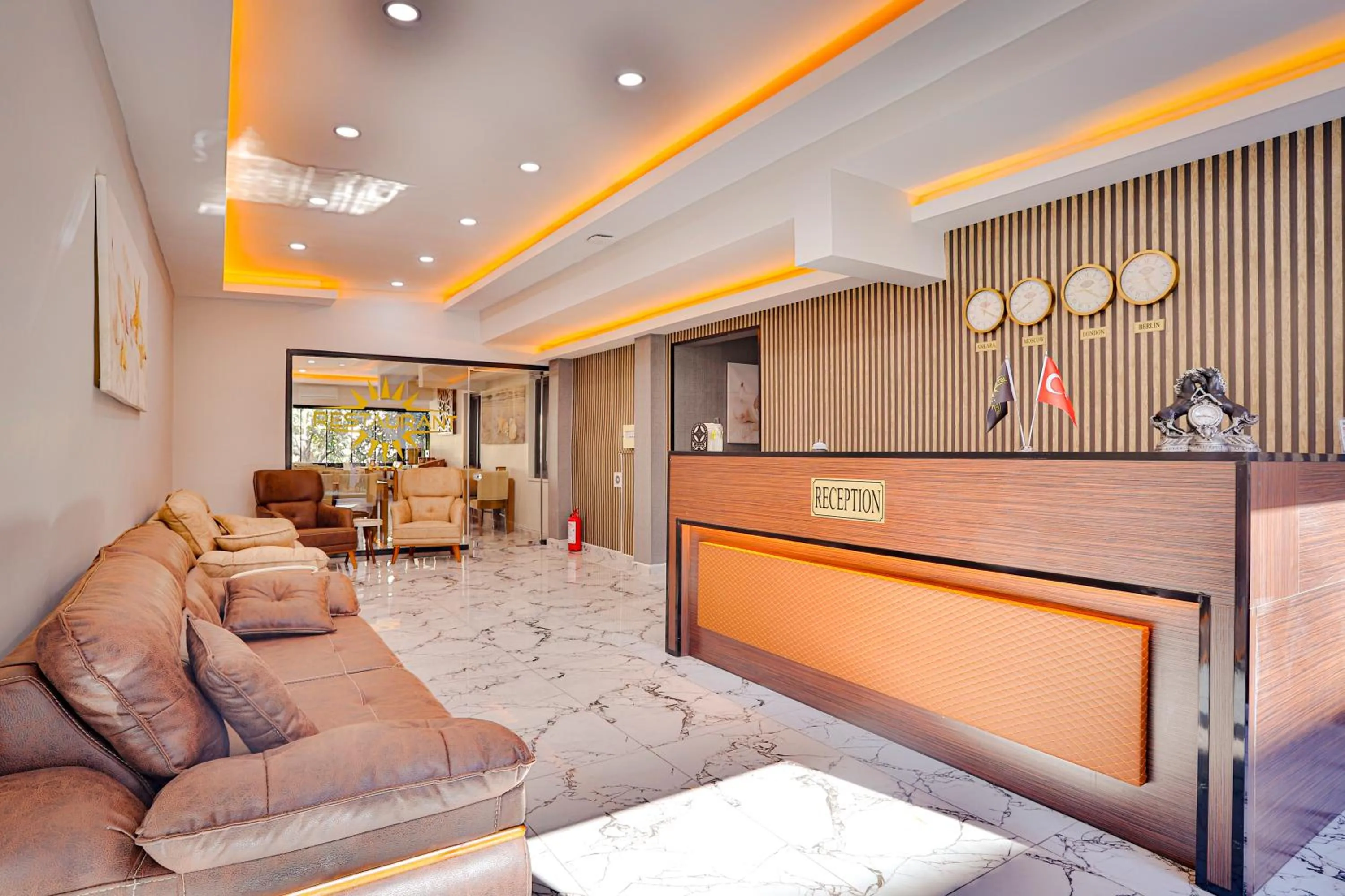 Lobby or reception in Side Güneş Otel