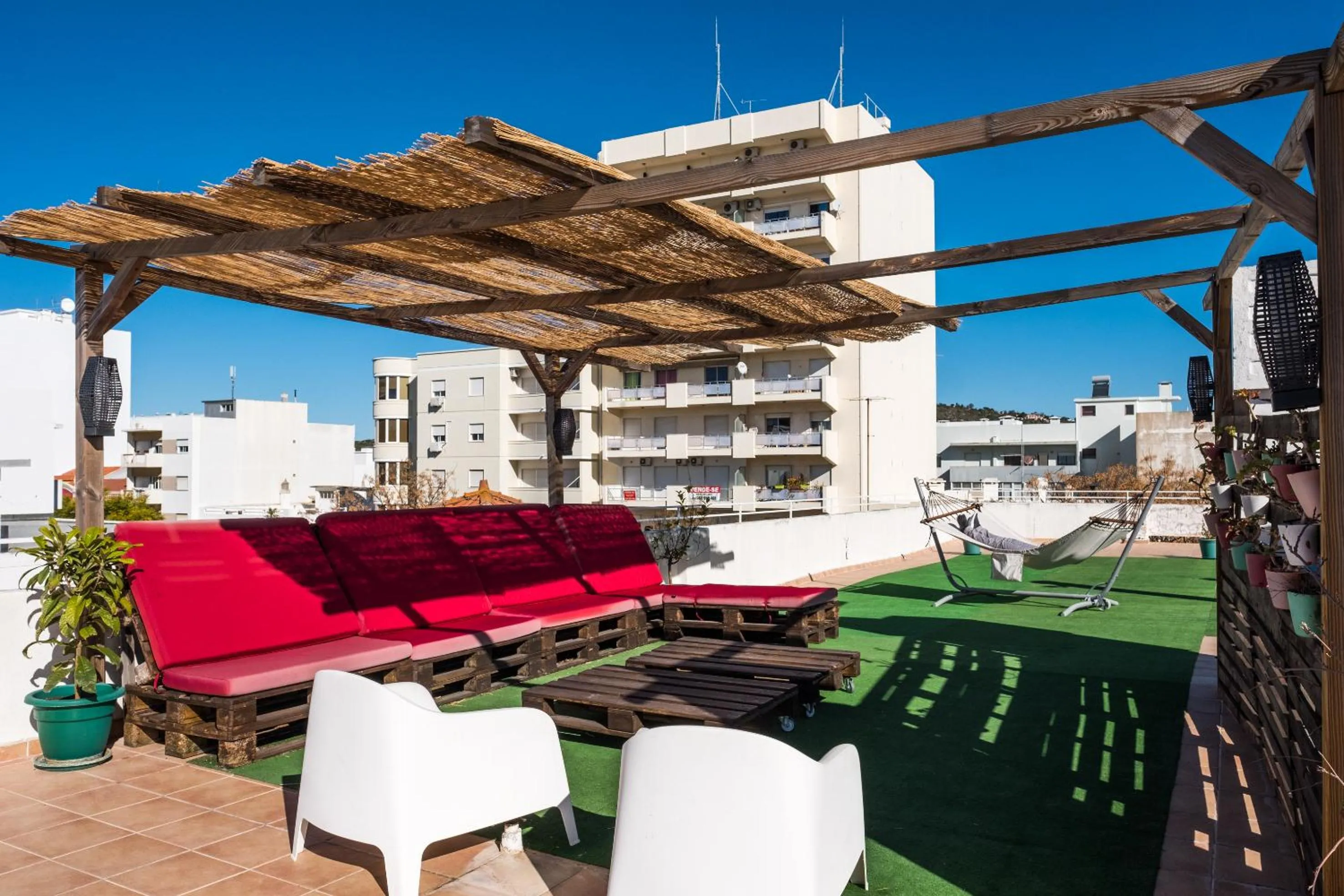 Balcony/Terrace in Loulé Coreto Hostel