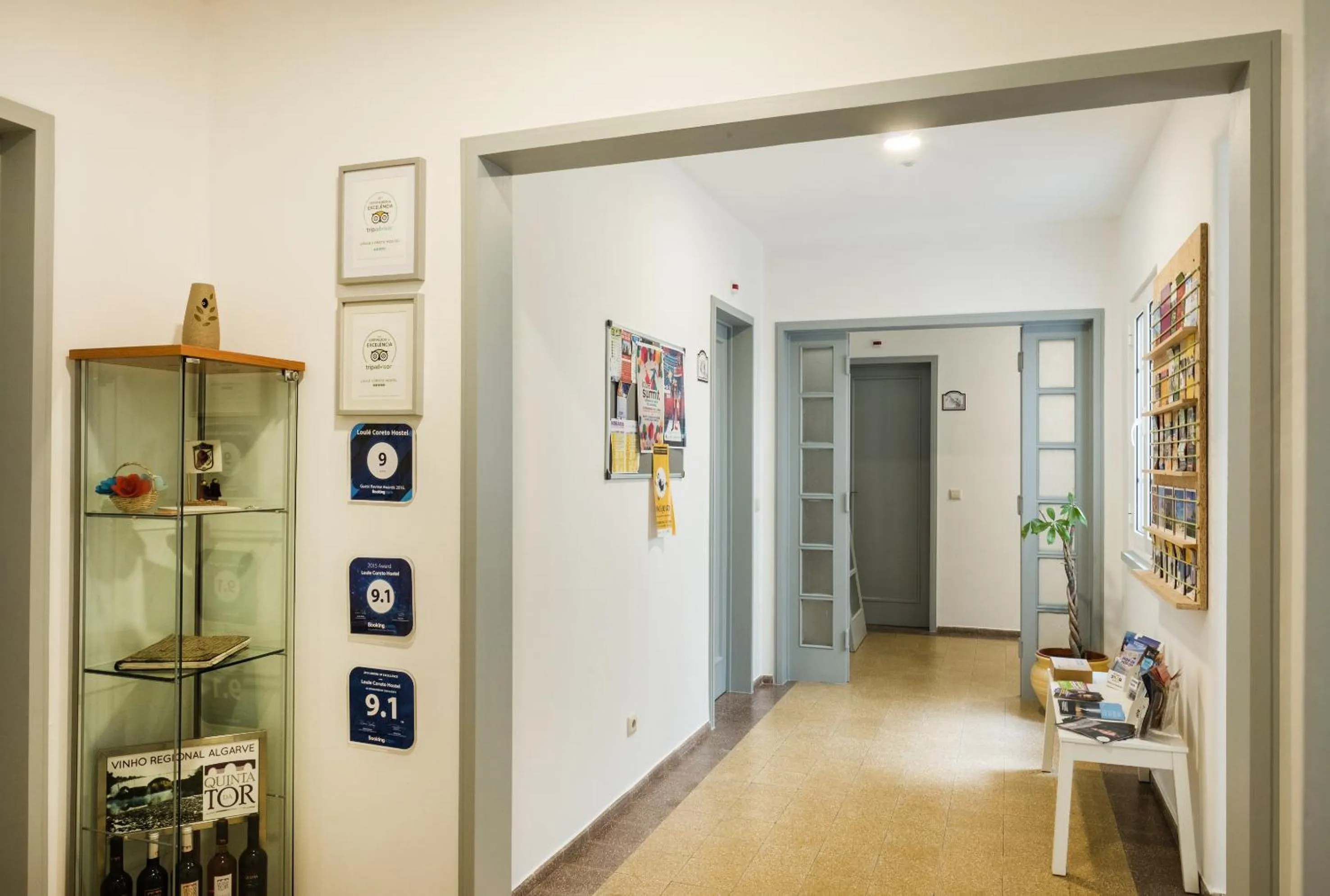 Lobby or reception in Loulé Coreto Hostel