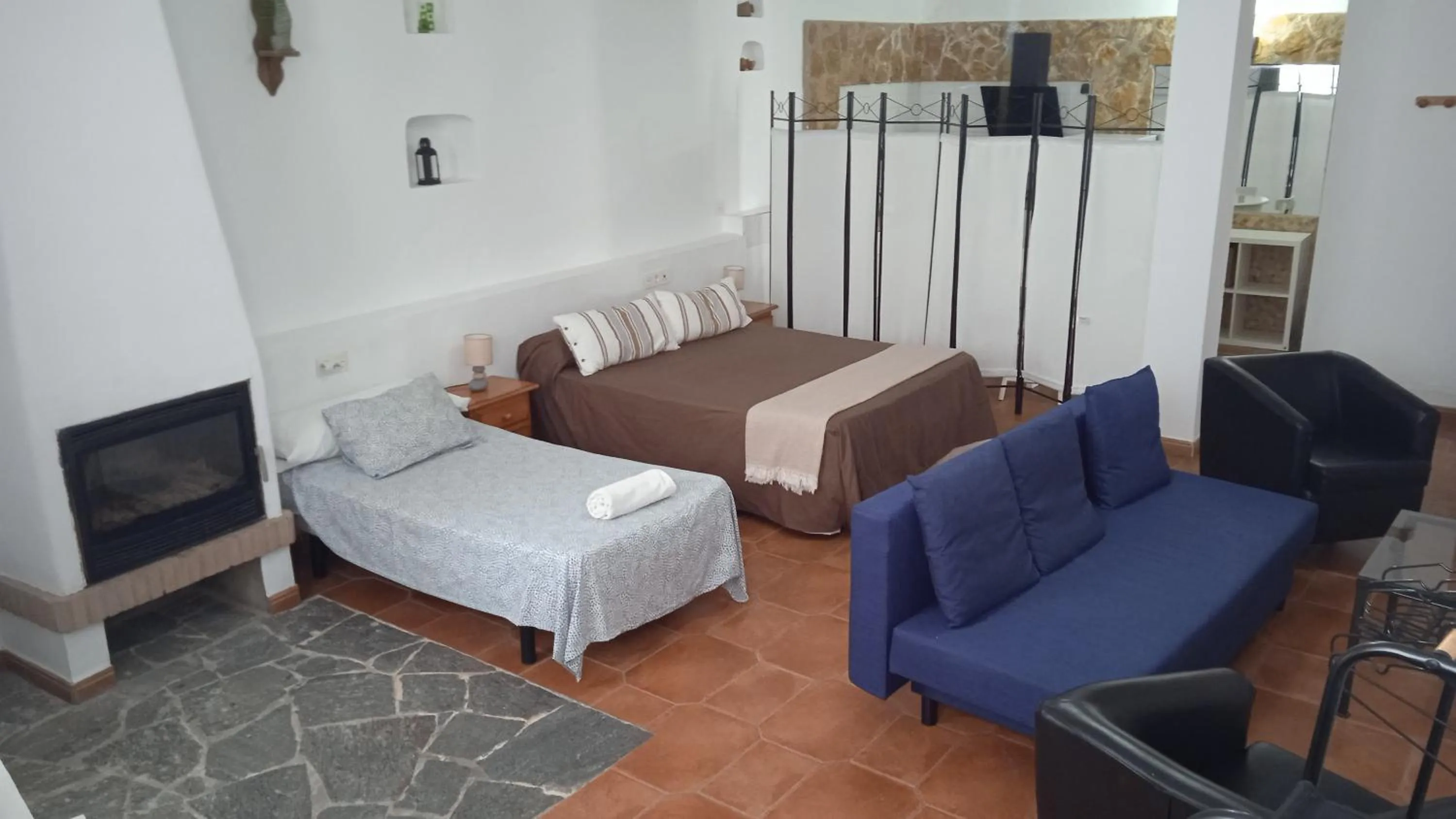 Bed in Hotel Rural La Posada de las Cigüeñas