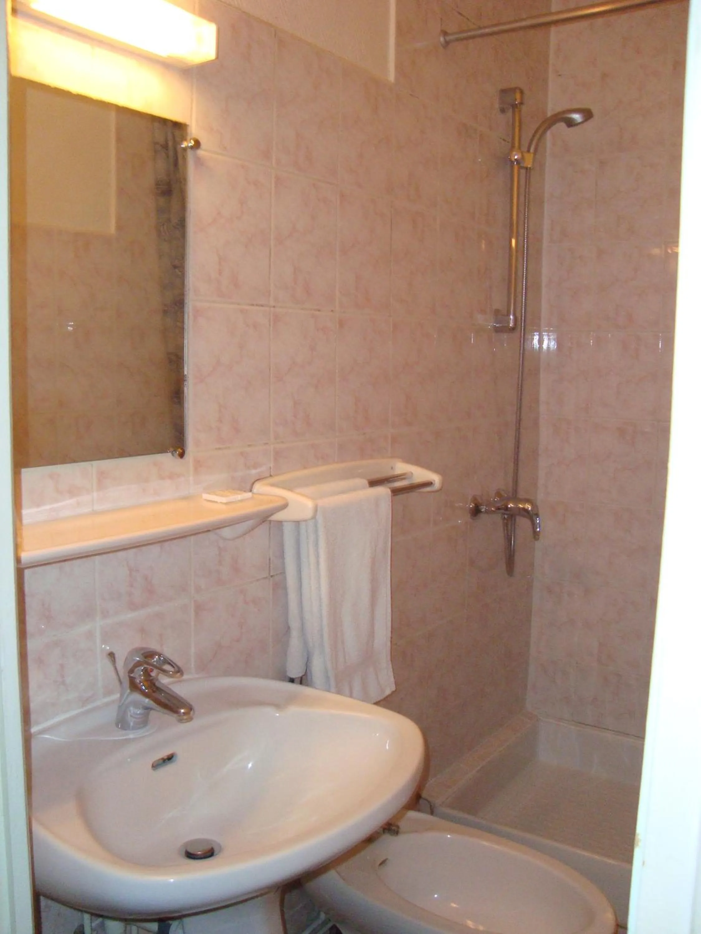 Bathroom in Hotel Liberty