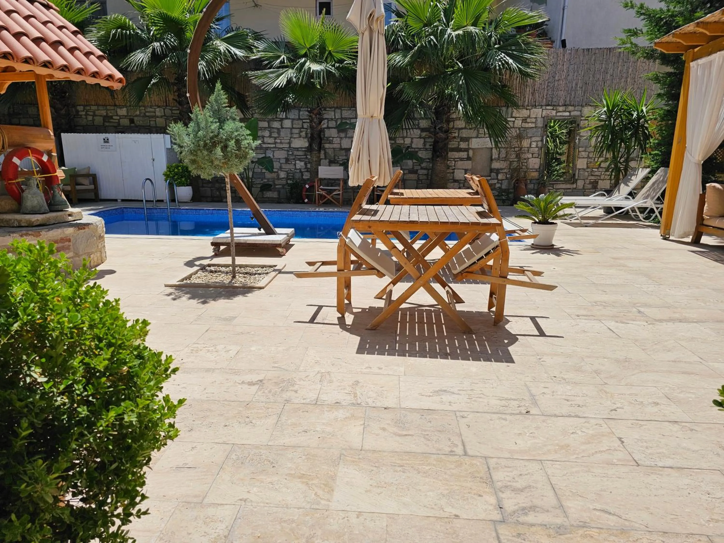 Patio in Kuğu Urla