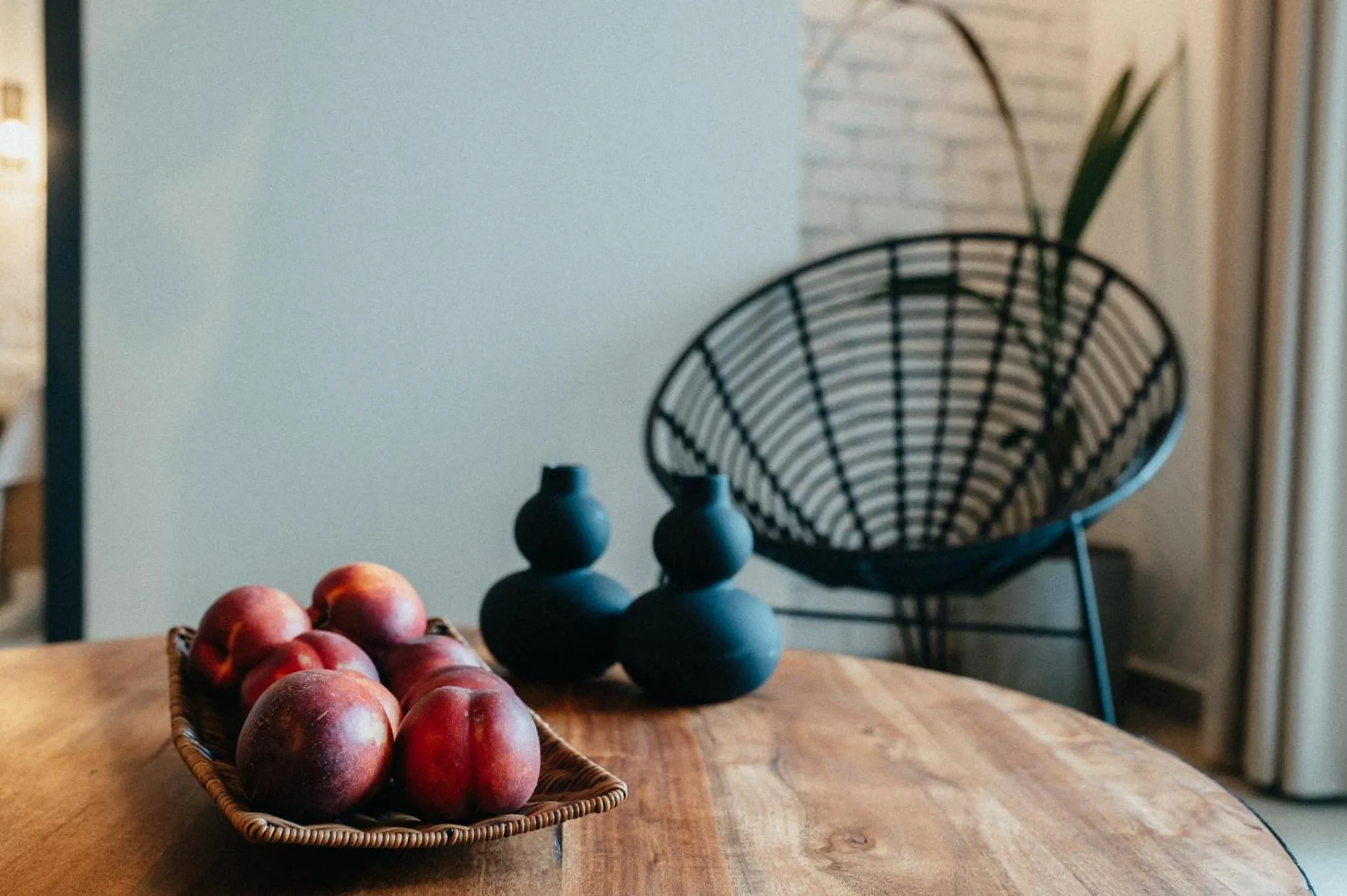 Dining area in Funtuki Seaside Apartments