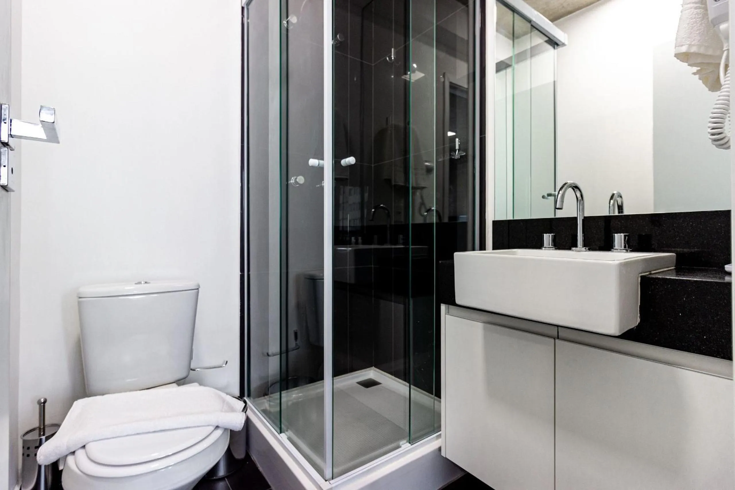 Toilet in Xtay BK30 Santana - Apartamentos decorados próximos ao metrô