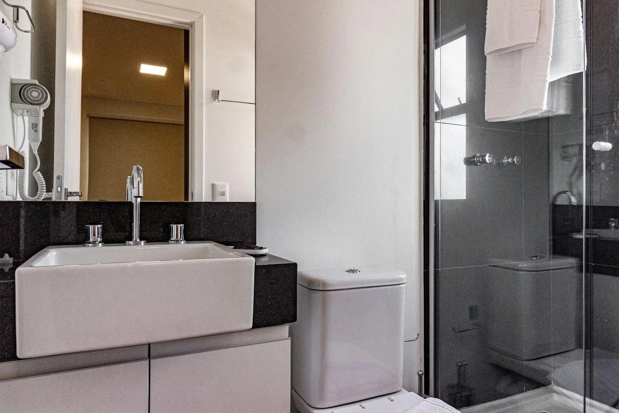 Toilet in Xtay BK30 Santana - Apartamentos decorados próximos ao metrô
