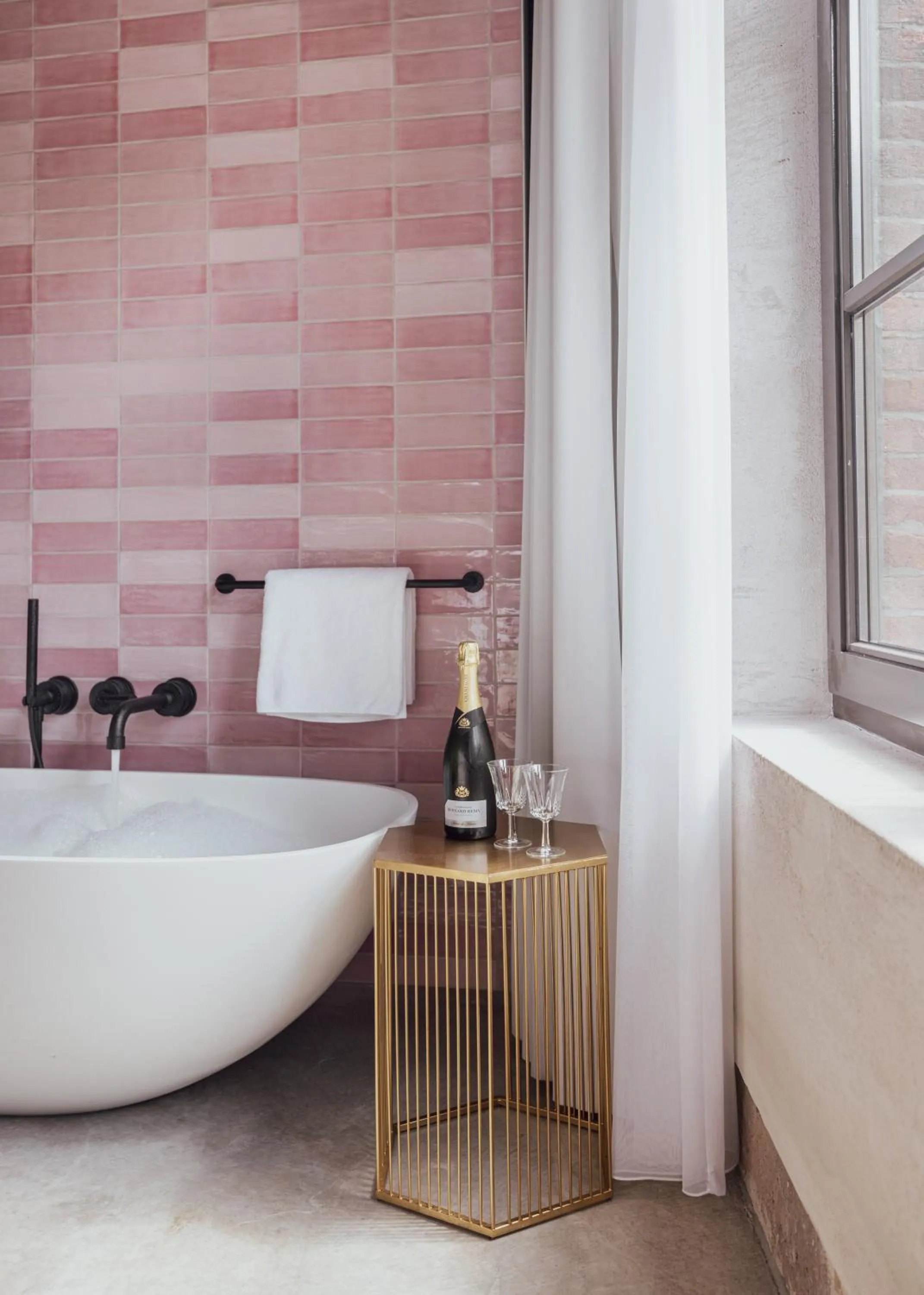 Bath in Cousins Boutique Hotel