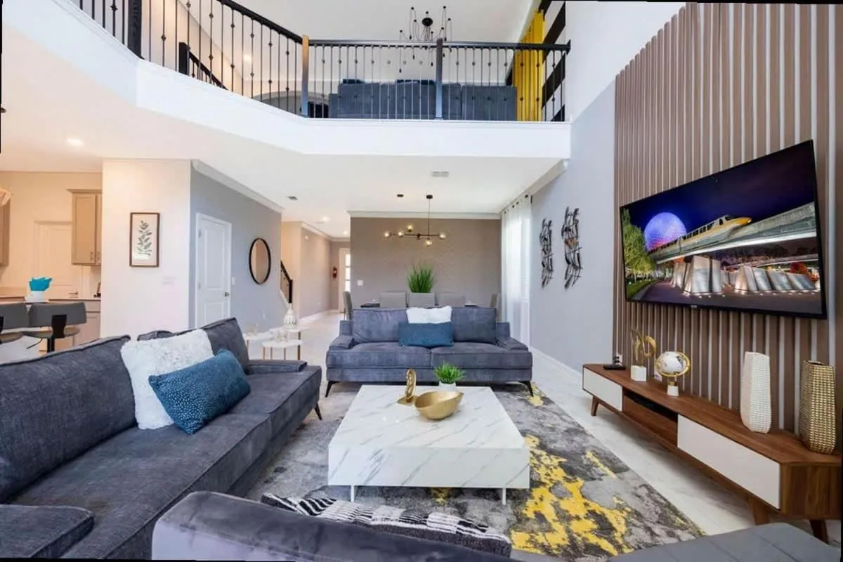 Stunning Family Friendly 5 Bd w/ Pool Close to Disney @ Storey Lake 4242