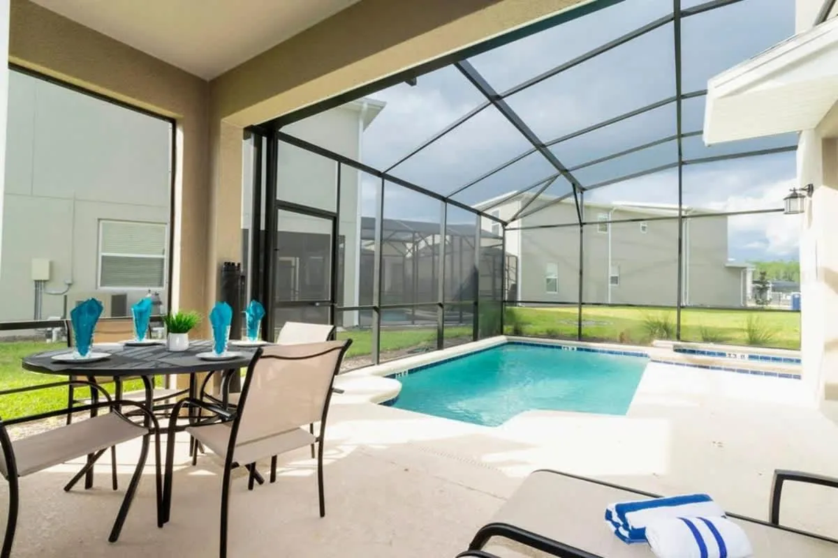 Stunning Family Friendly 5 Bd w/ Pool Close to Disney @ Storey Lake 4242