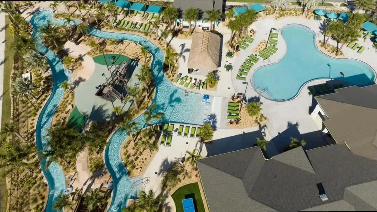 Stunning Family Friendly 5 Bd w/ Pool Close to Disney @ Storey Lake 4242