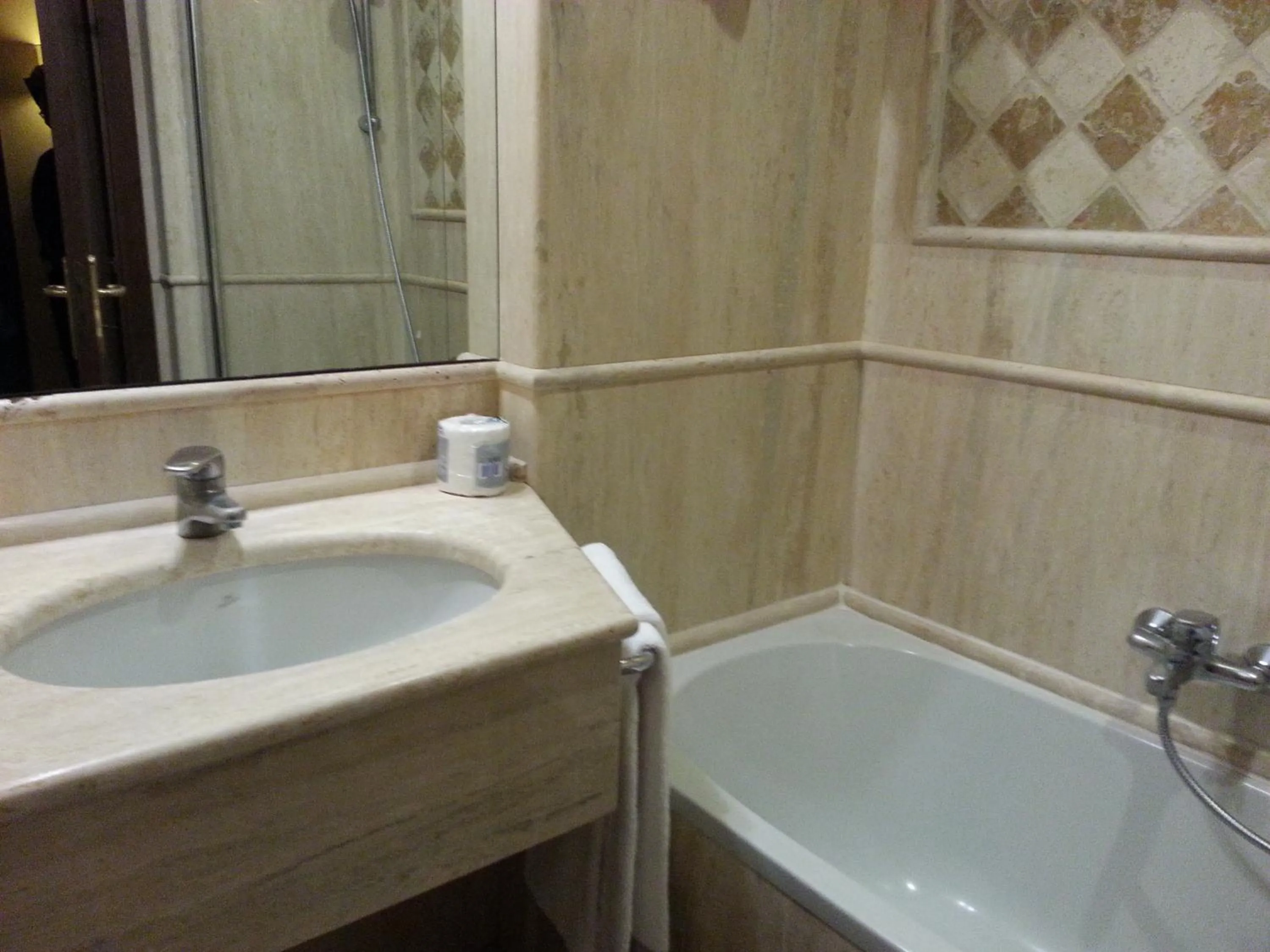 Bathroom in Grand Hotel Baia Verde