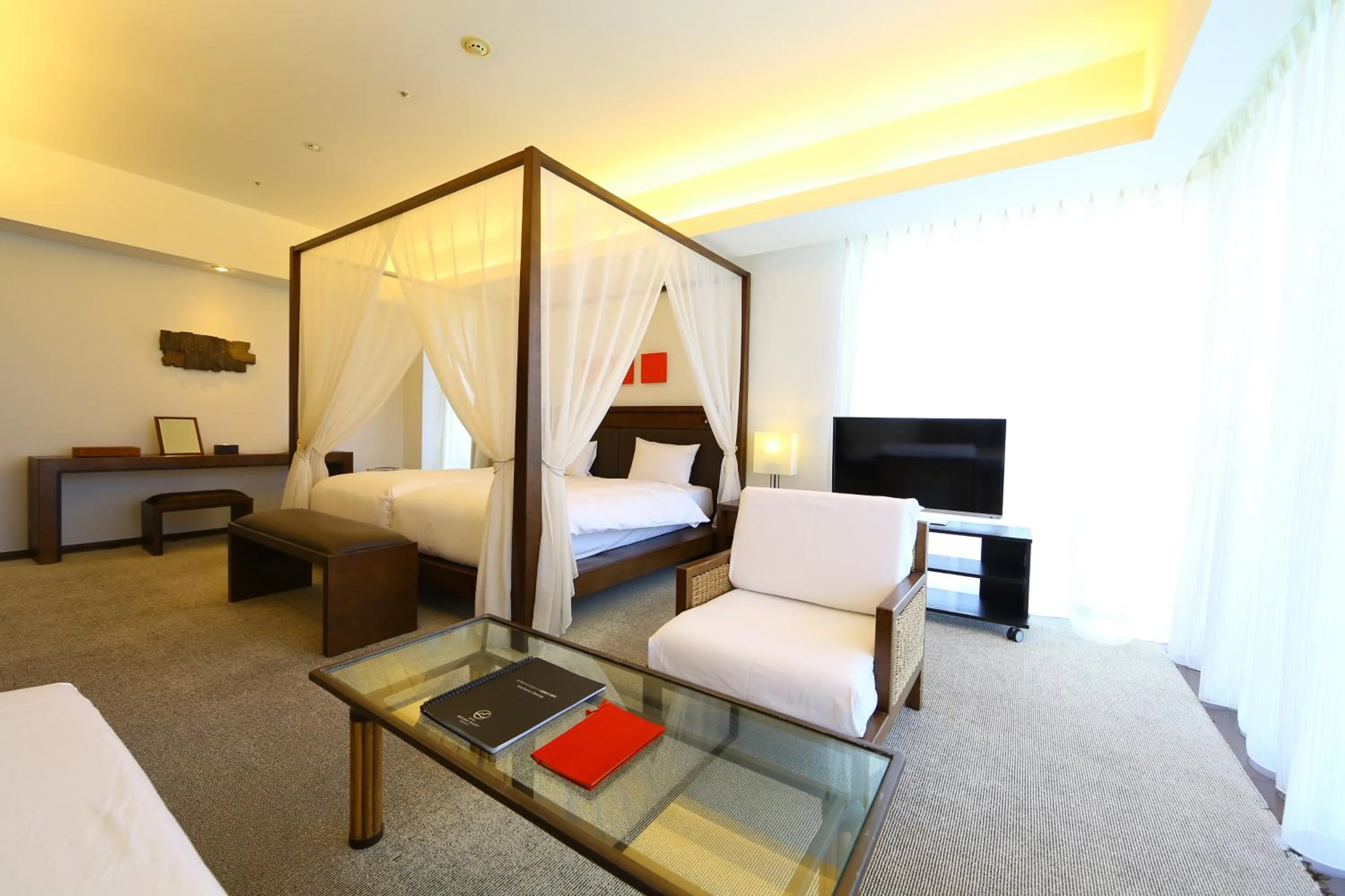 Photo of the whole room, Bed in Hotel Marinoa Resort Fukuoka