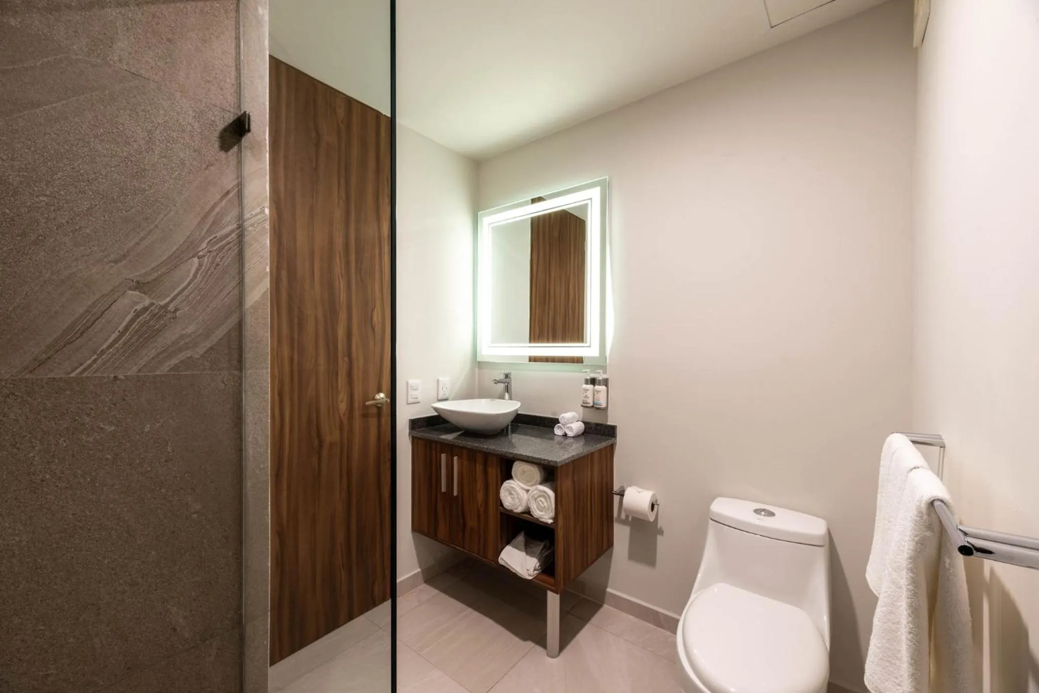 Photo of the whole room in Holiday Inn Tulum by IHG