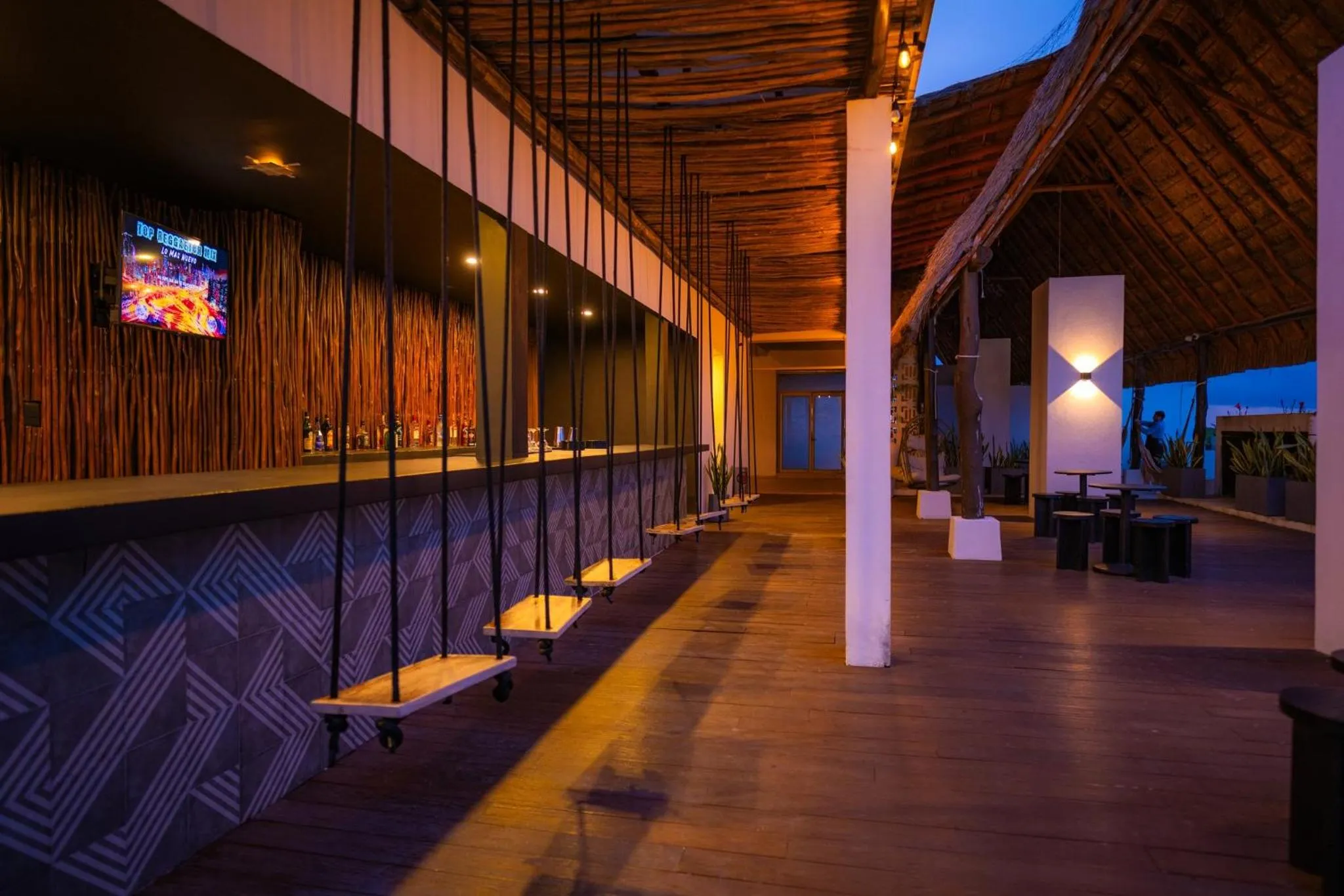 Lounge or bar in Holiday Inn Tulum by IHG