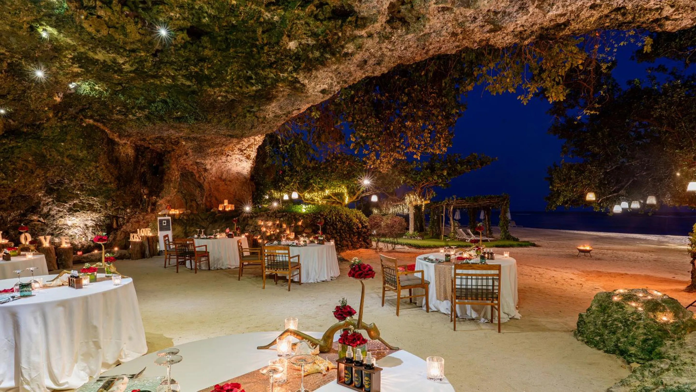 Dining area in Samabe Bali Villas