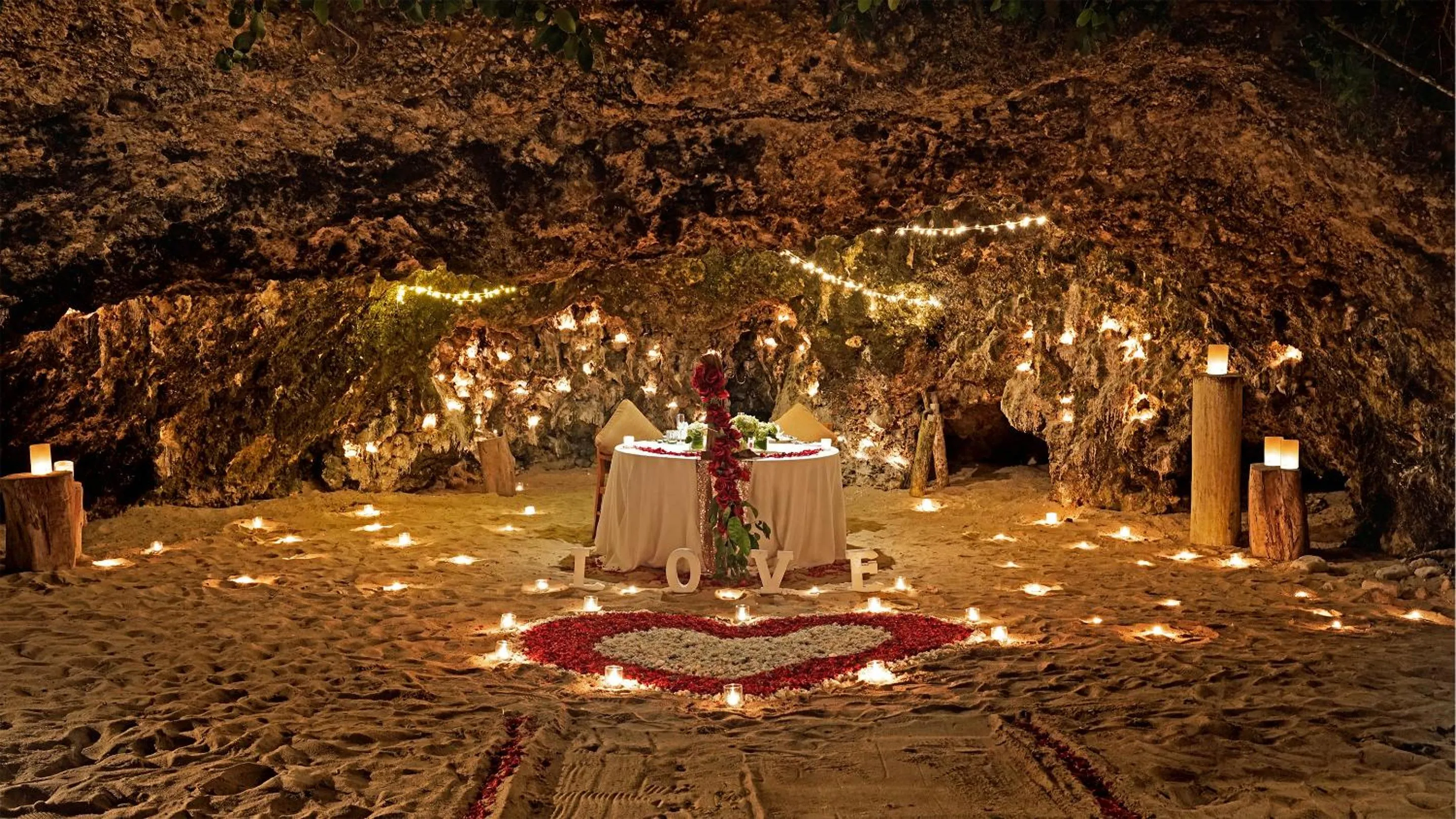 Dining area in Samabe Bali Villas