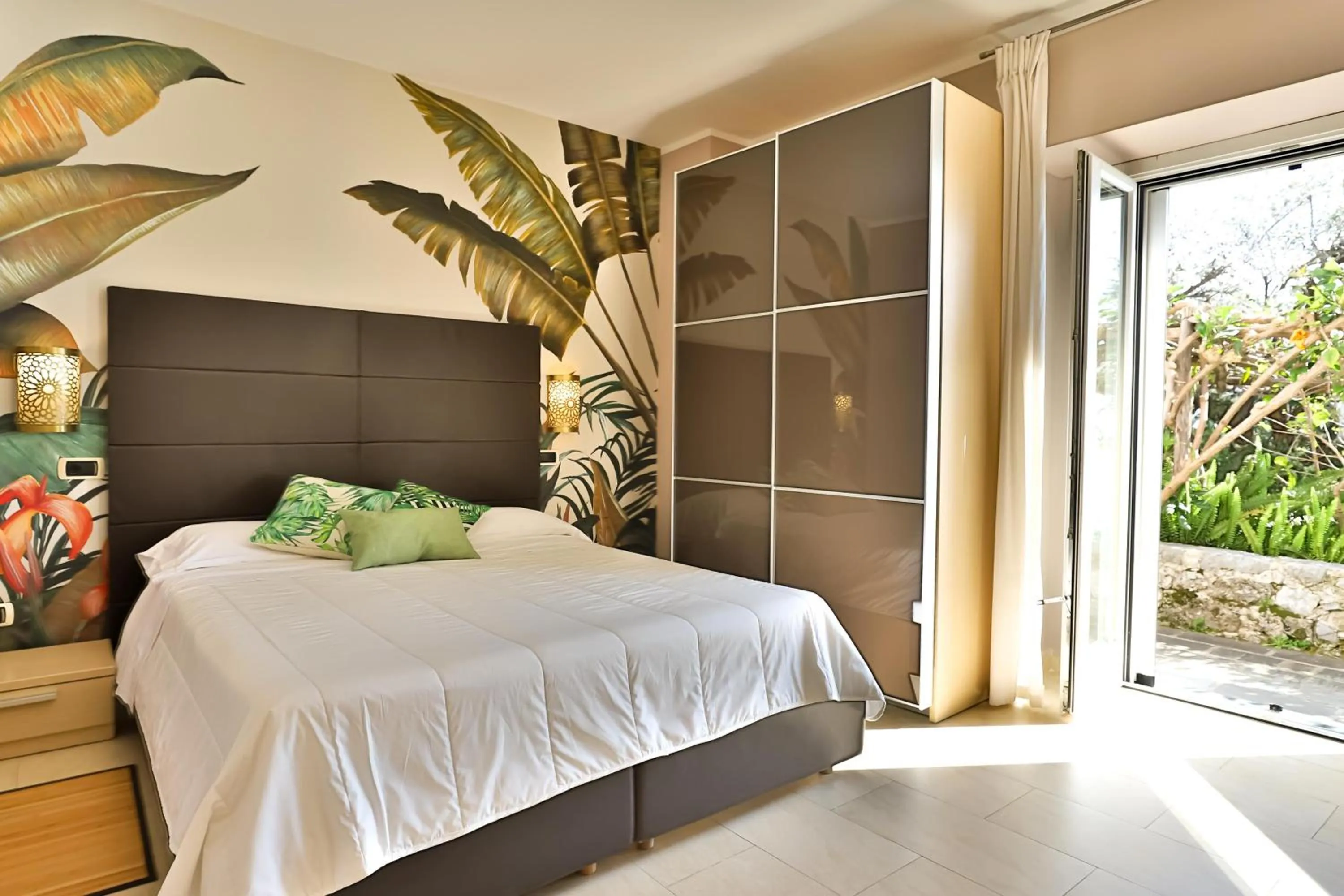 Bed in Villa Santa Maria - Luxury Suites