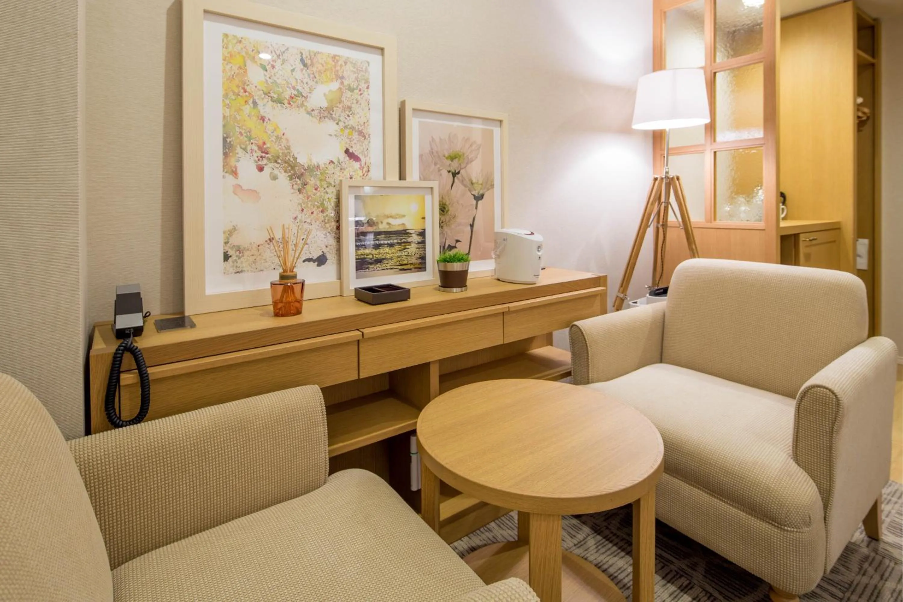 Photo of the whole room in Nest Hotel Osaka Shinsaibashi