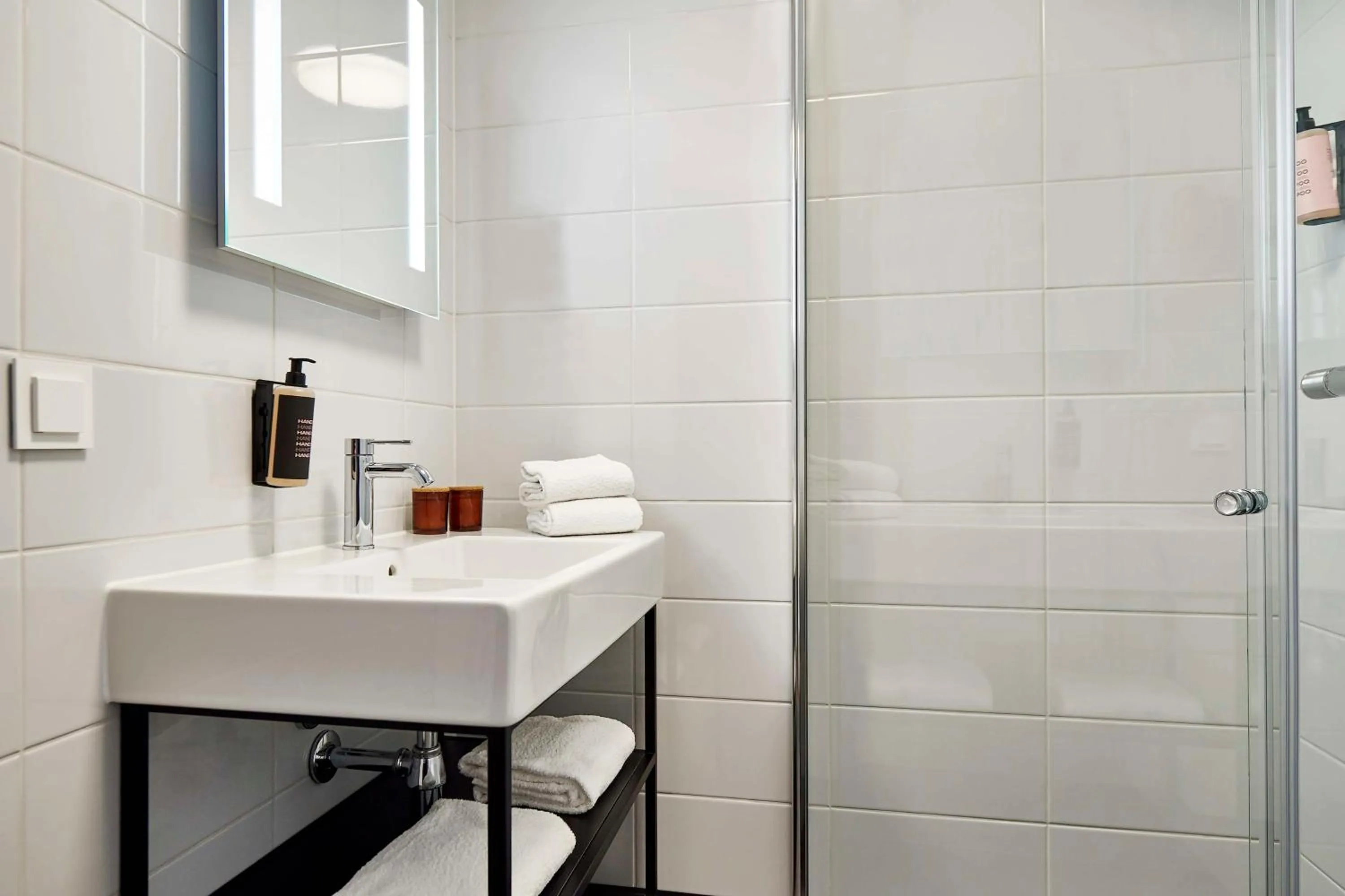 Bathroom in Aiden by Best Western Lolland