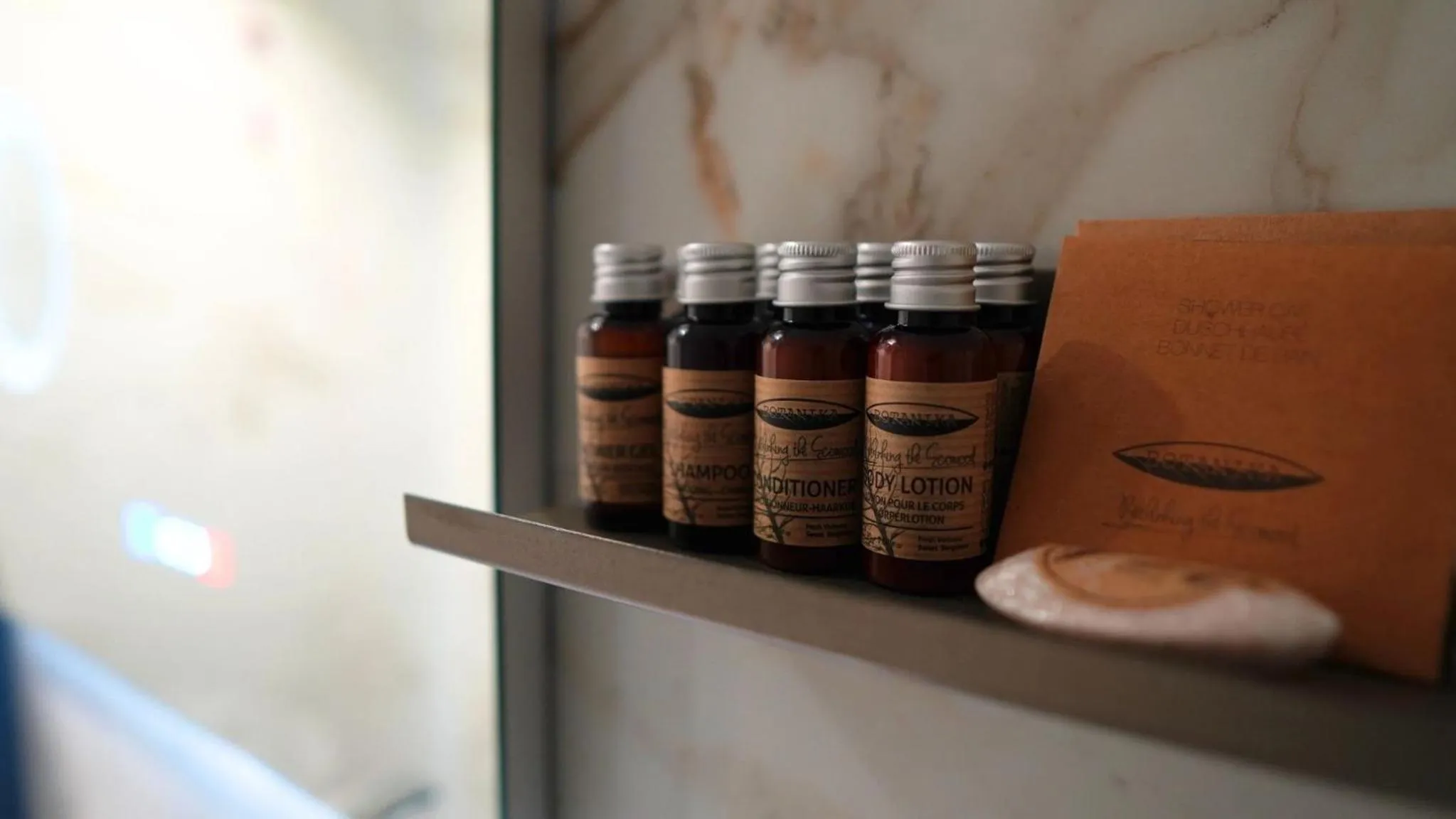 Bathroom in Aniroc Signature Hotel