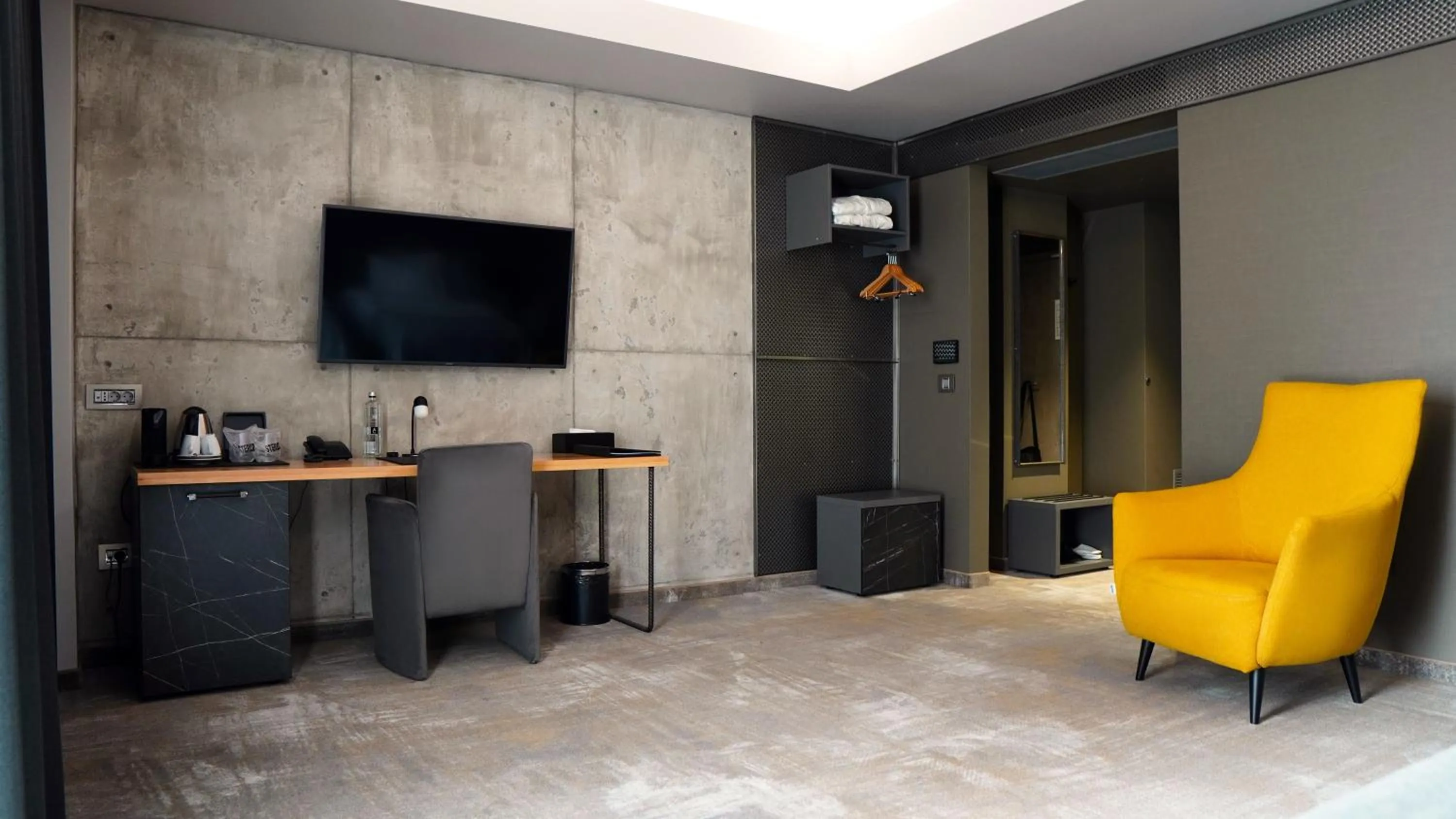 Bedroom in Aniroc Signature Hotel