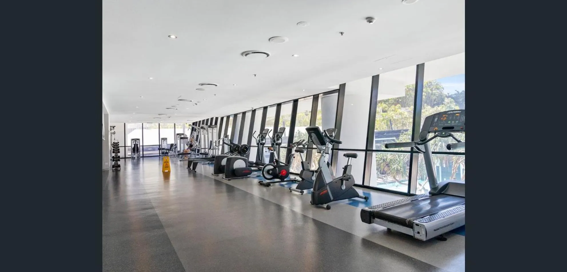 Fitness centre/facilities in Circle on Cavill FREE parking