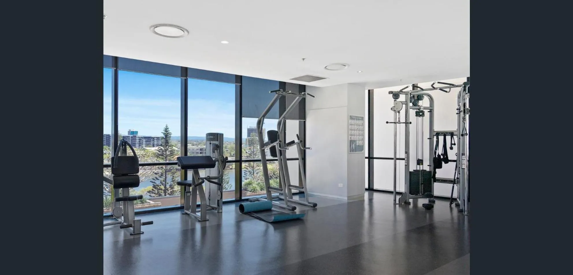 Fitness centre/facilities in Circle on Cavill FREE parking