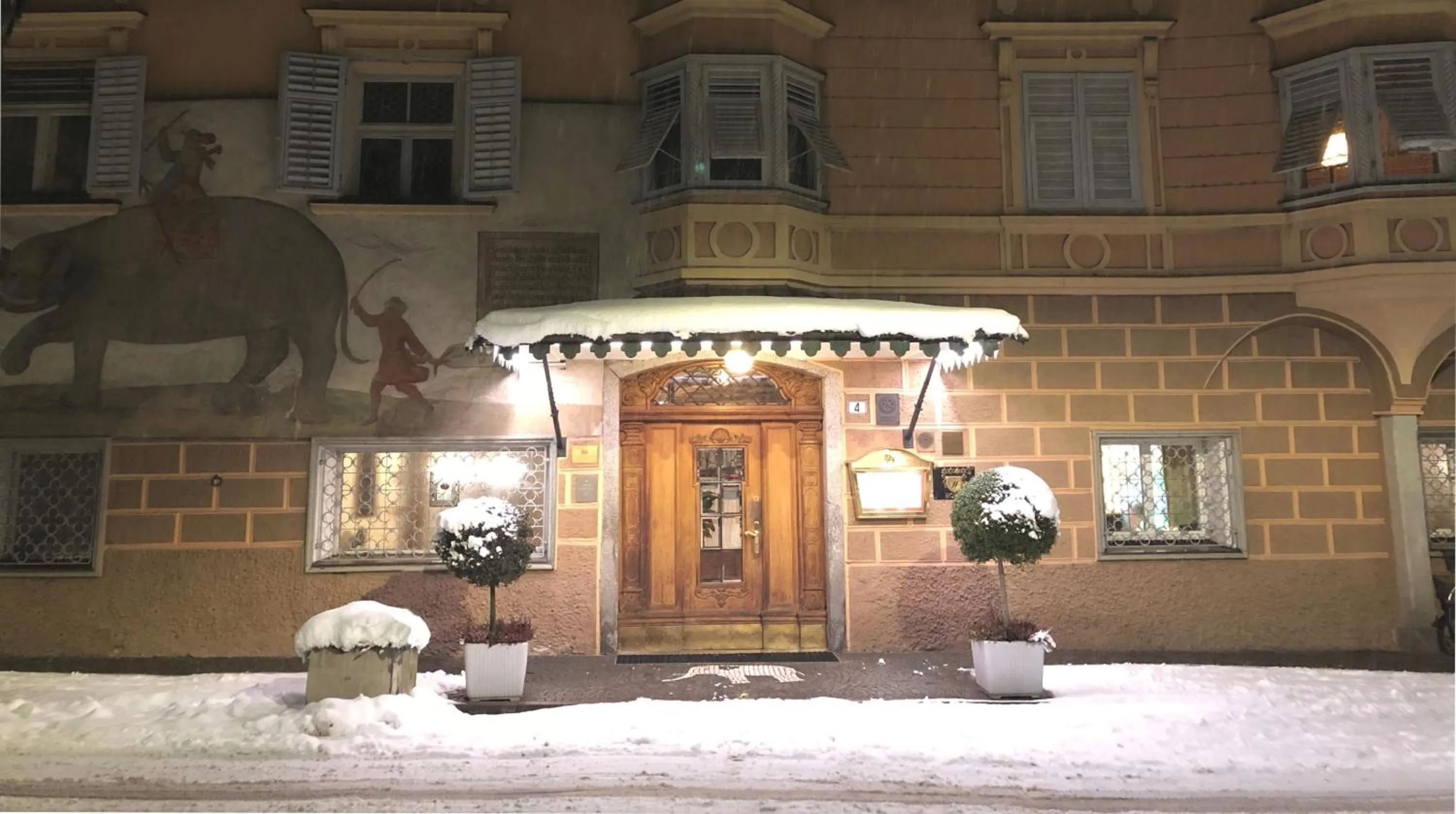 Property building in Hotel Elephant