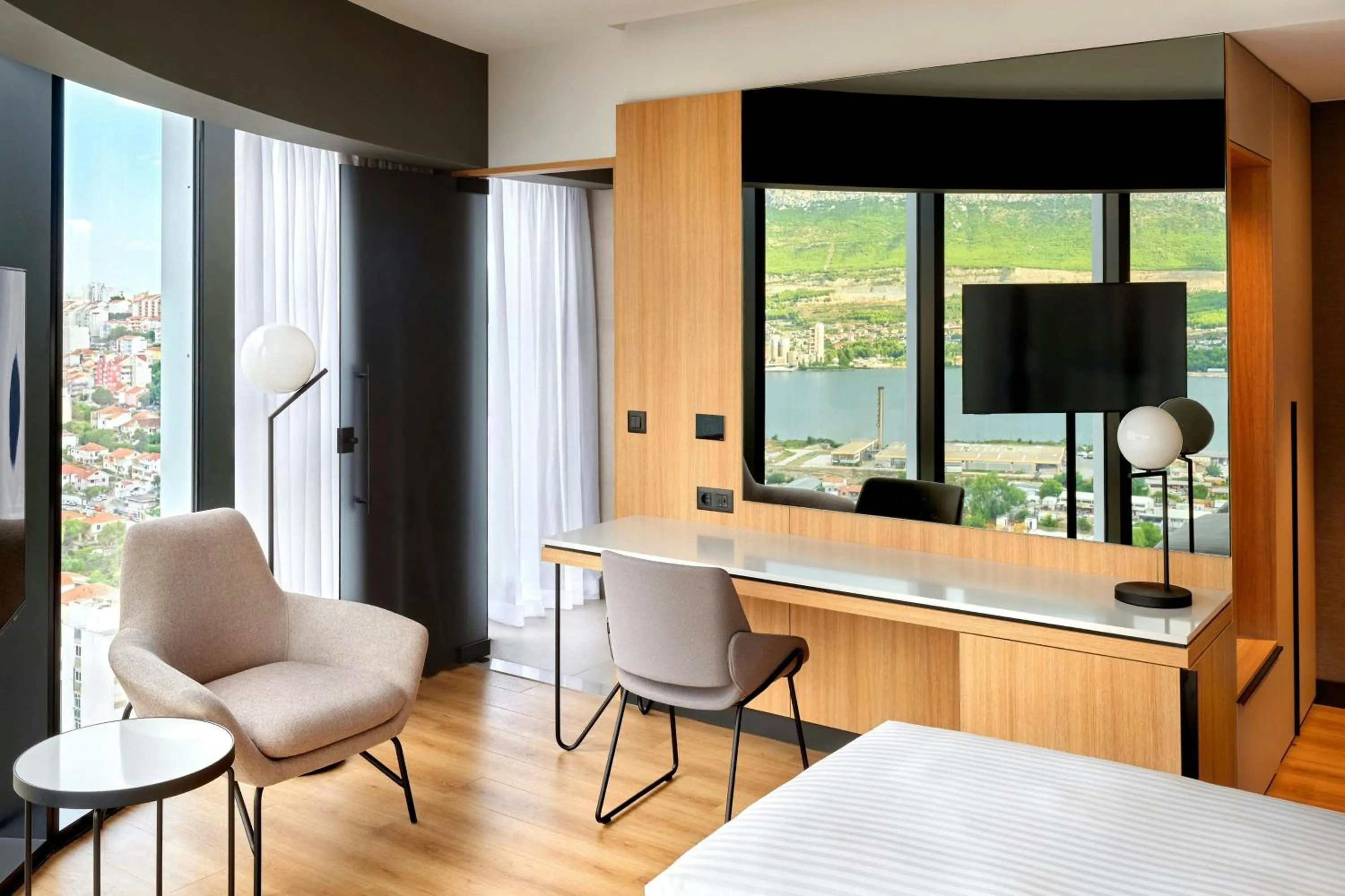 Photo of the whole room in AC Hotel by Marriott Split