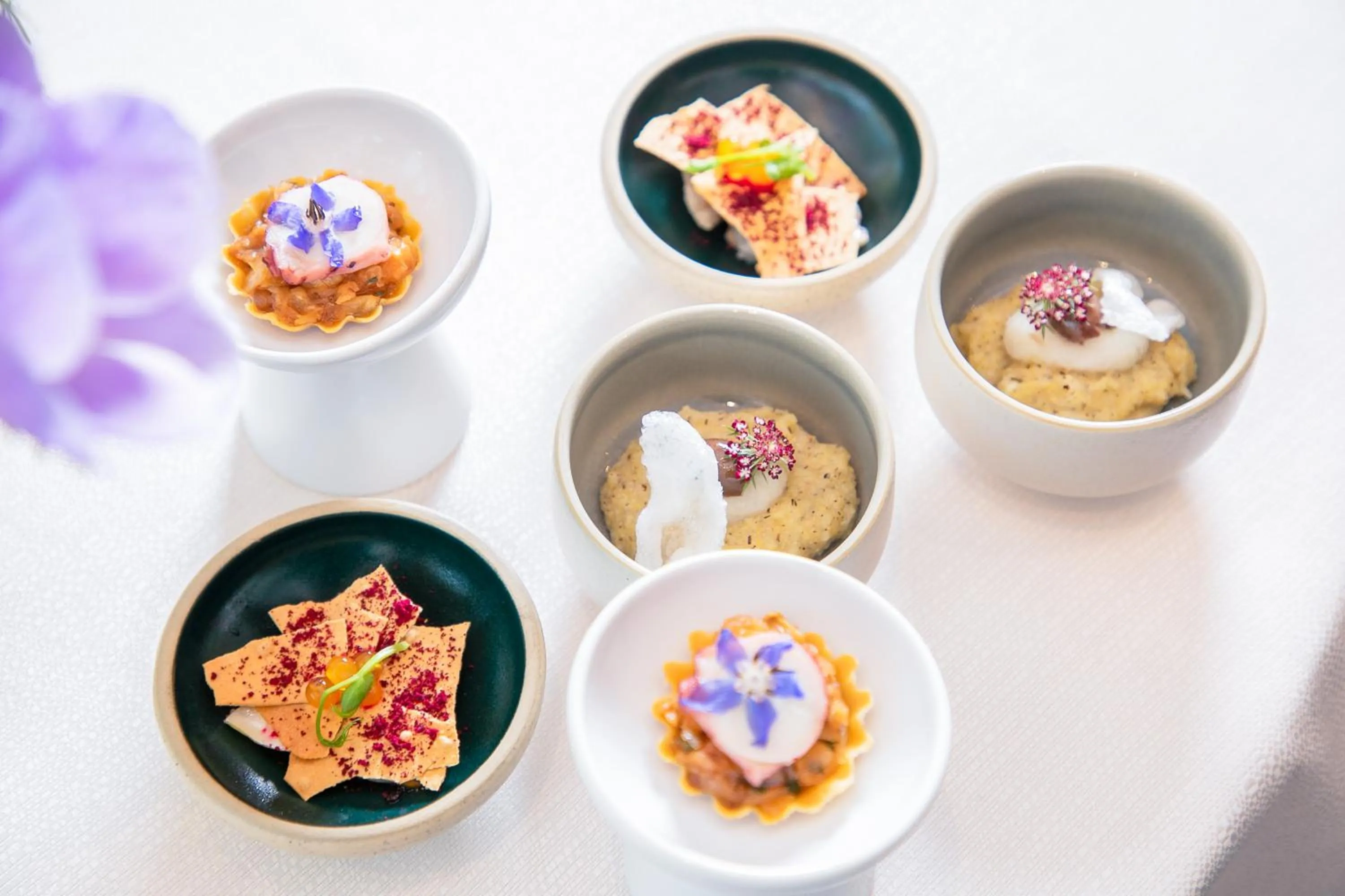 Restaurant/places to eat in Blu Suite Resort