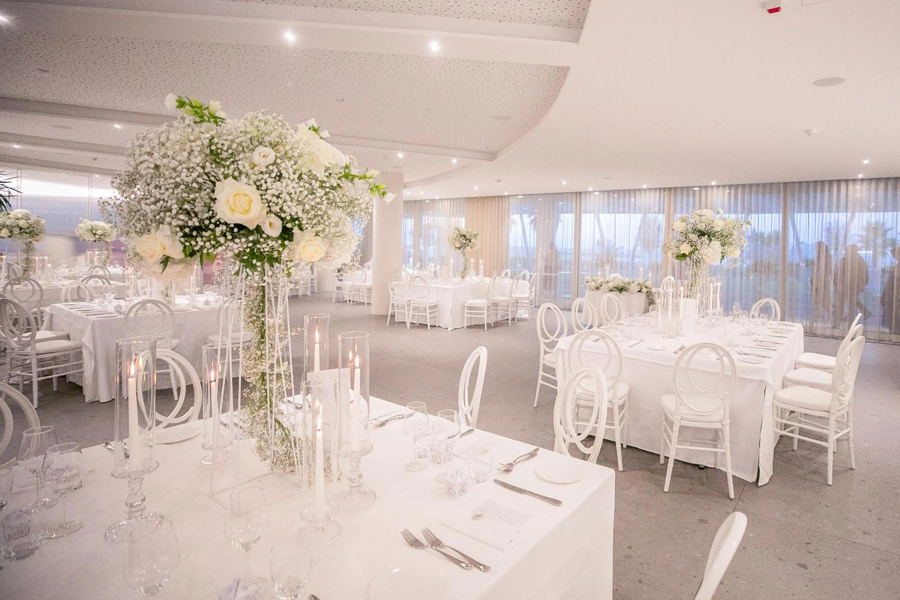 Restaurant/places to eat in Blu Suite Resort