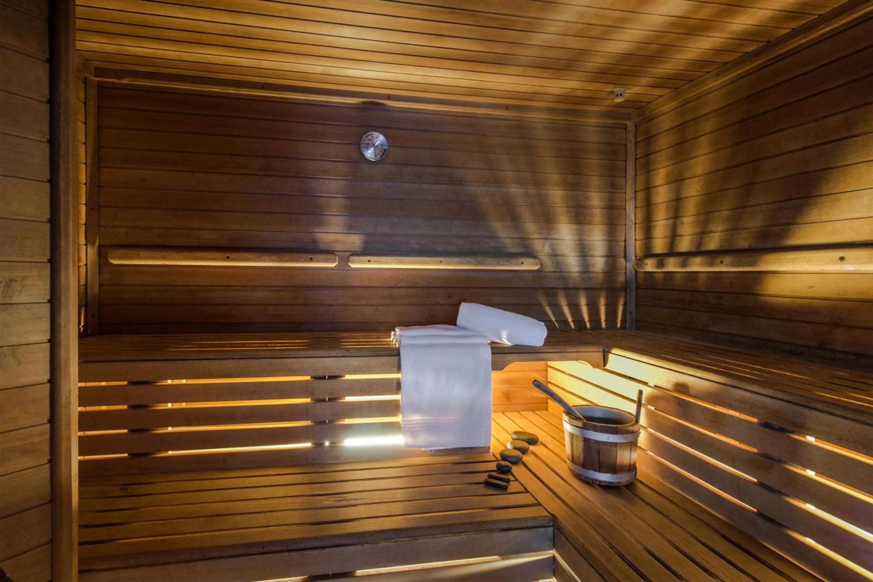 Sauna in Blu Suite Resort