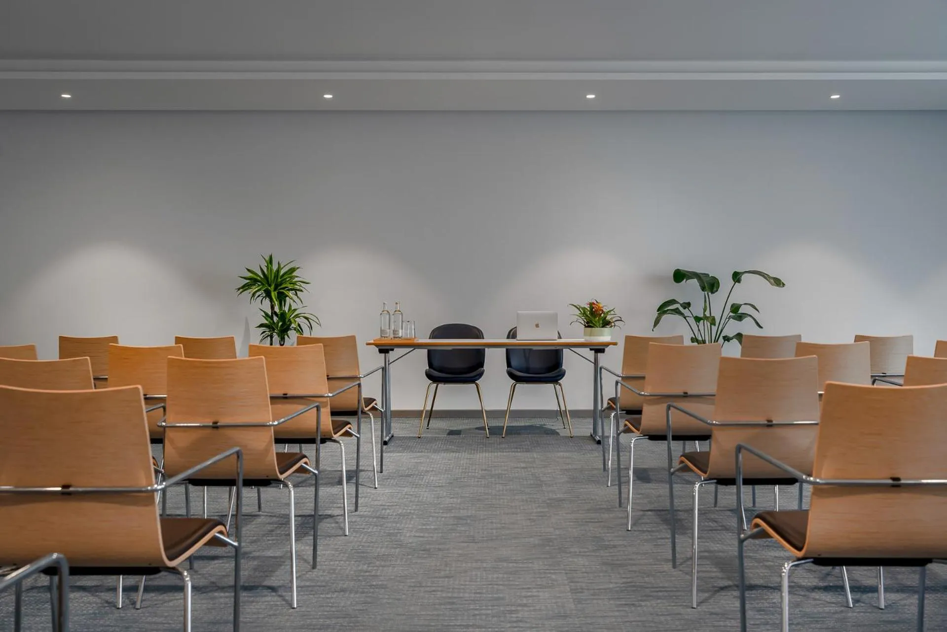 Meeting/conference room in Blu Suite Resort