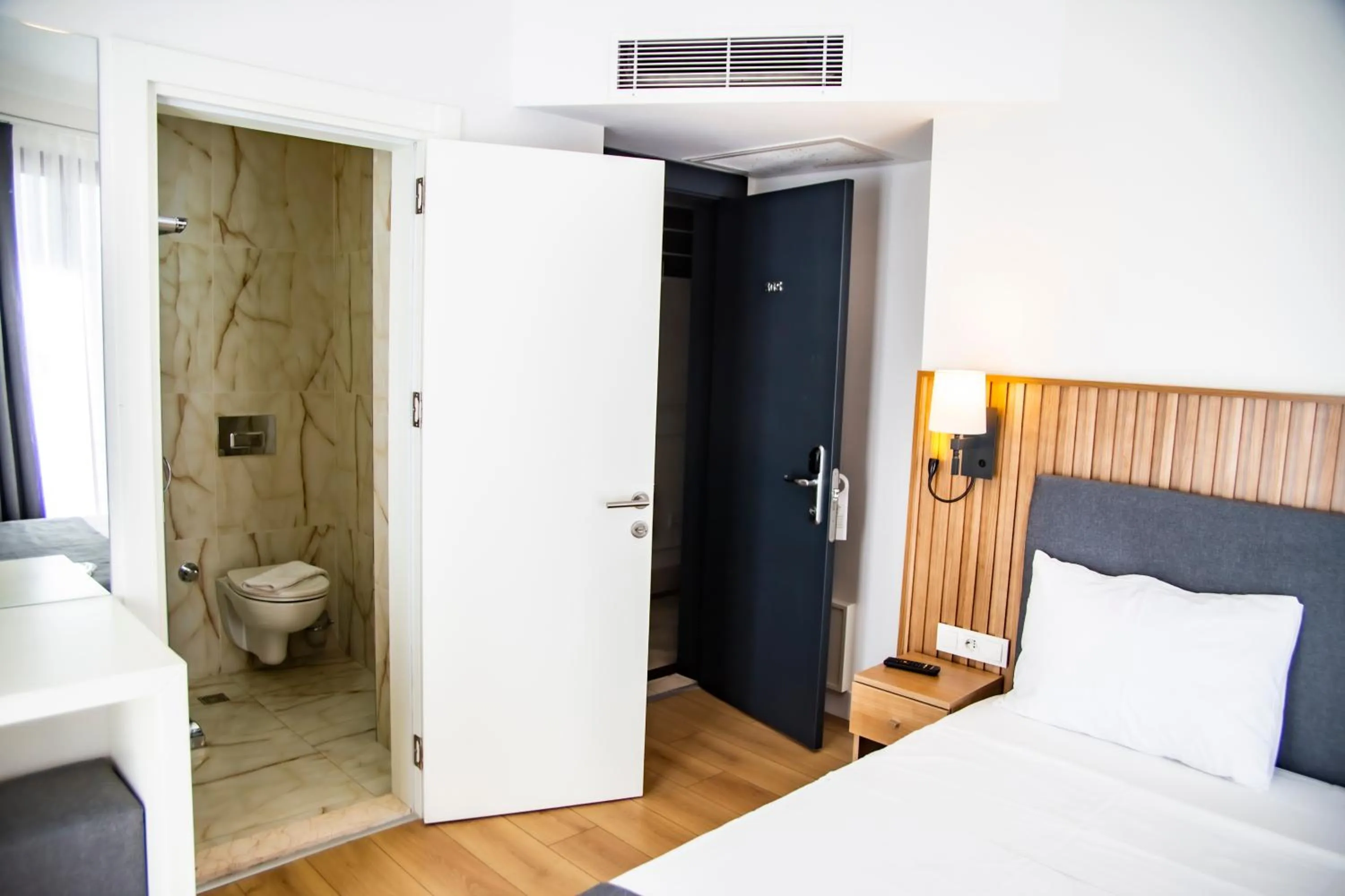 Photo of the whole room, Bed in Silvana Hotel