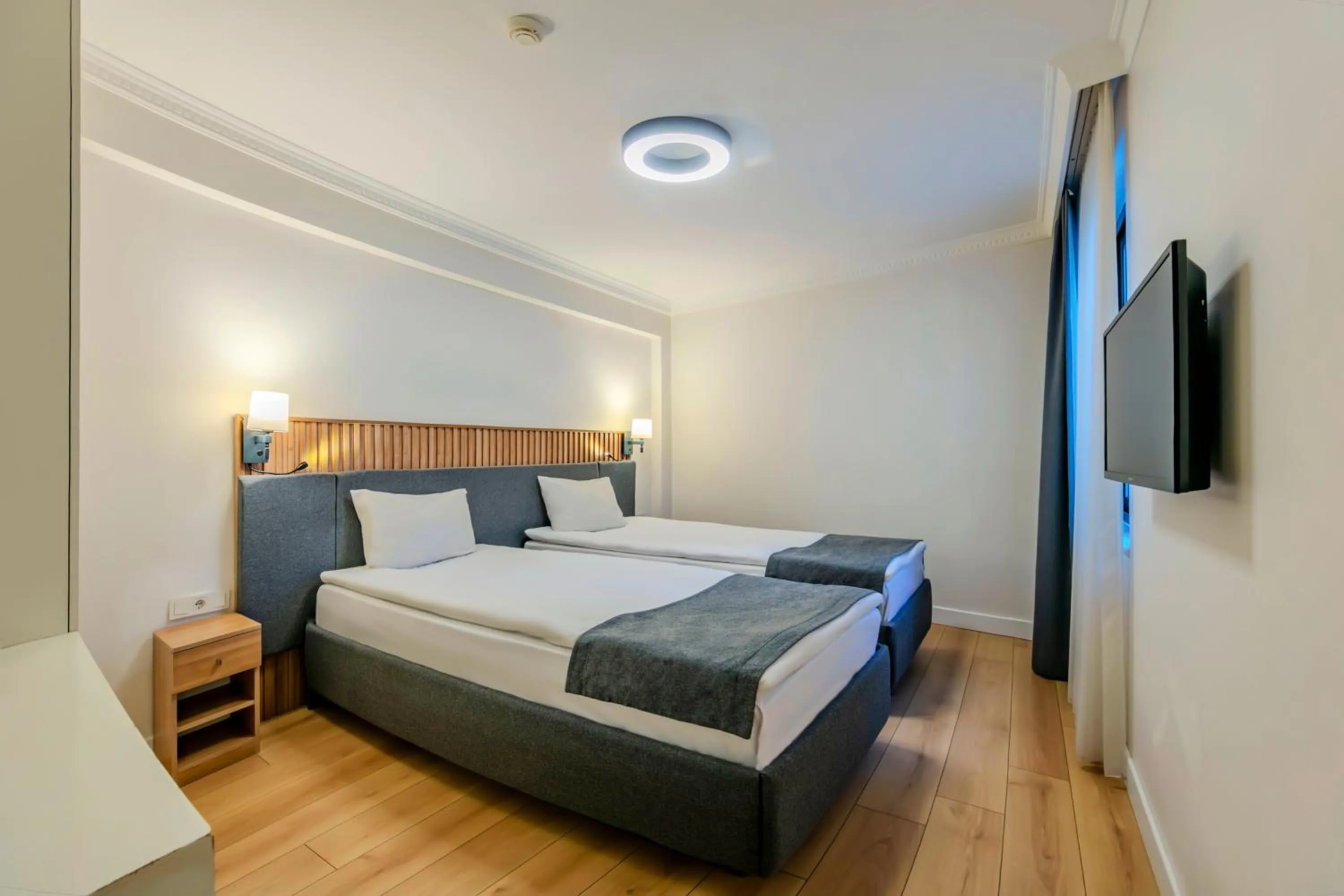 Bedroom, Bed in Silvana Hotel