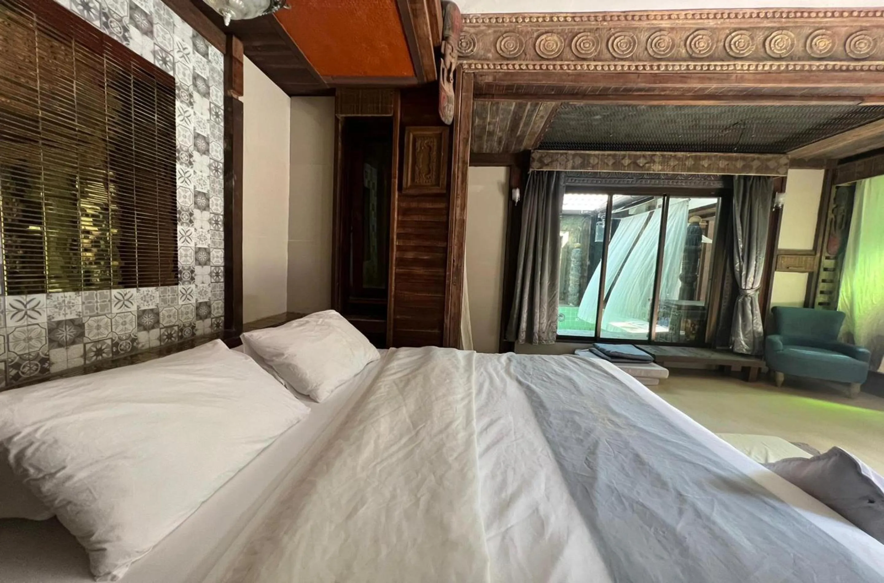 Bed in K2 Xanadu Pool Villa