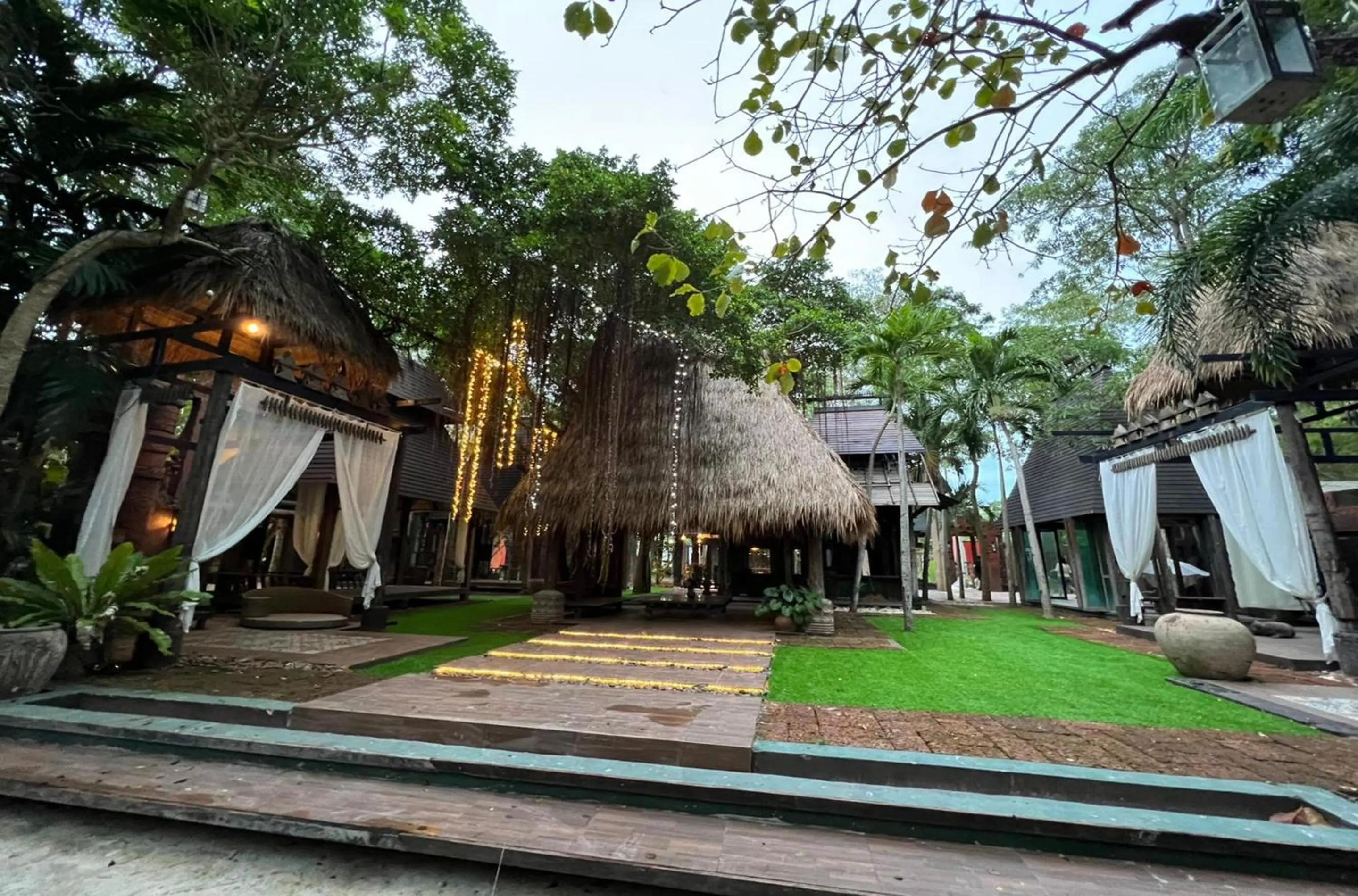 Property building in K2 Xanadu Pool Villa