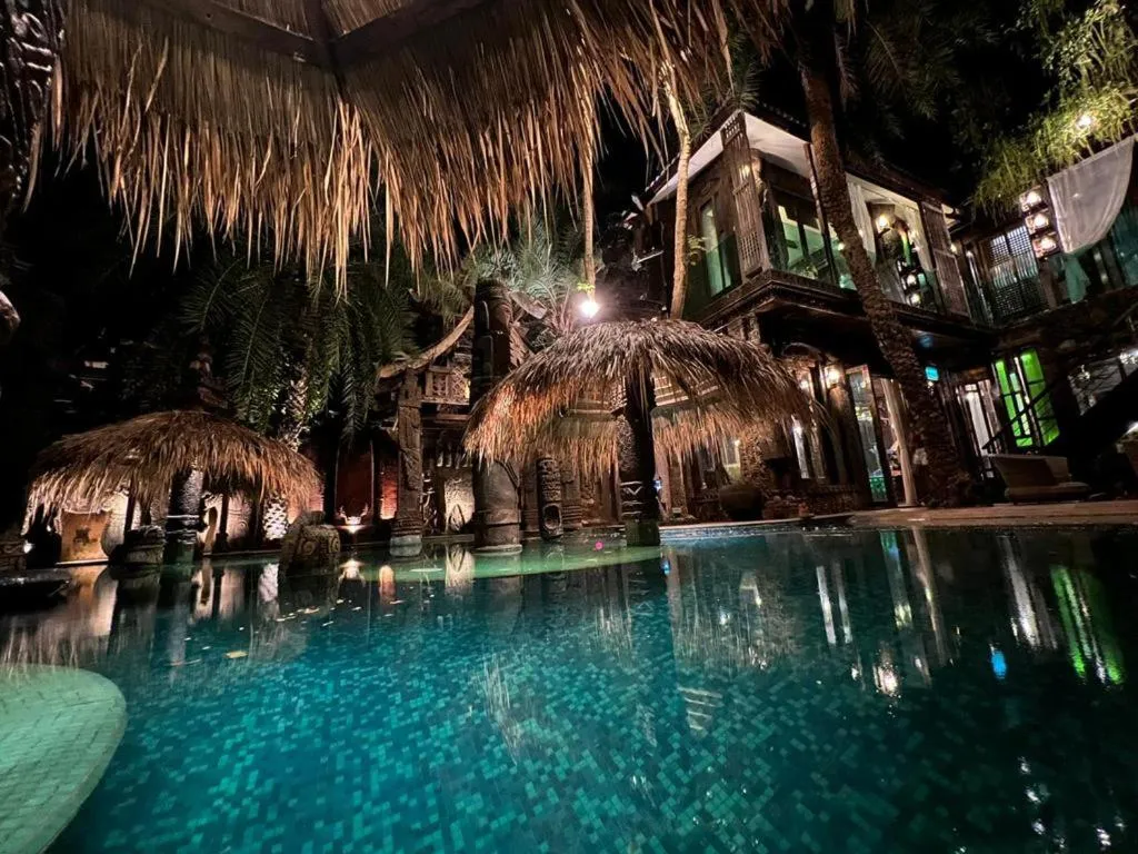 Night in K2 Xanadu Pool Villa
