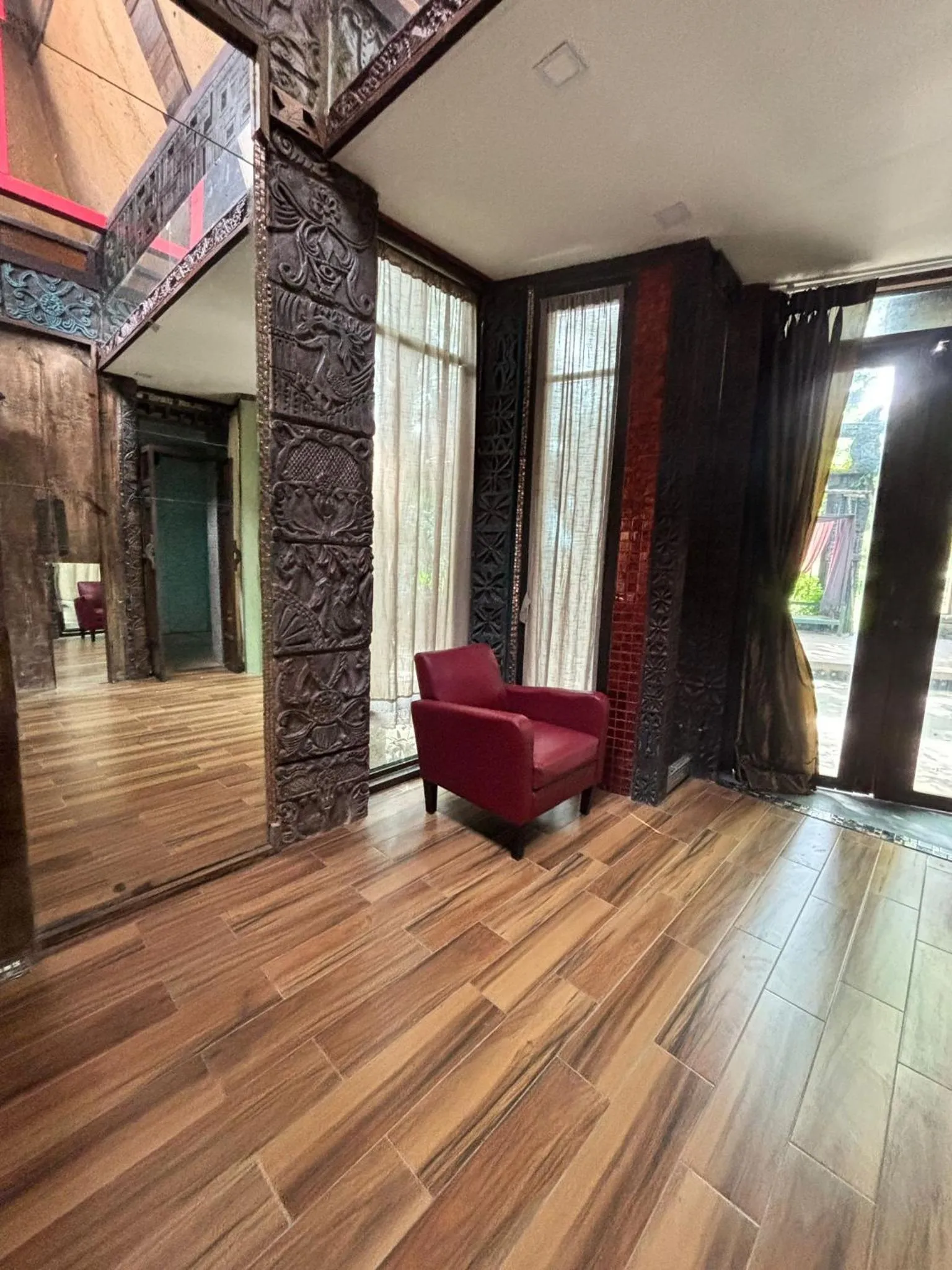 Seating area in K2 Xanadu Pool Villa