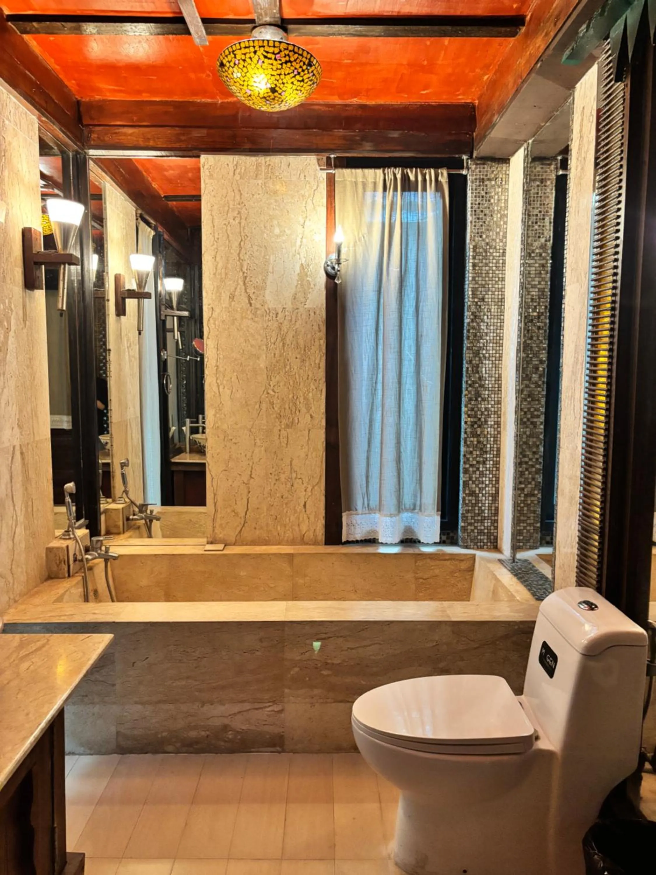 Toilet in K2 Xanadu Pool Villa