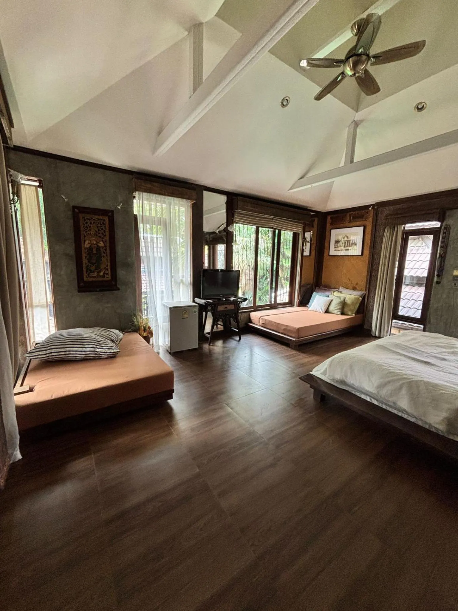 Bed in K2 Xanadu Pool Villa