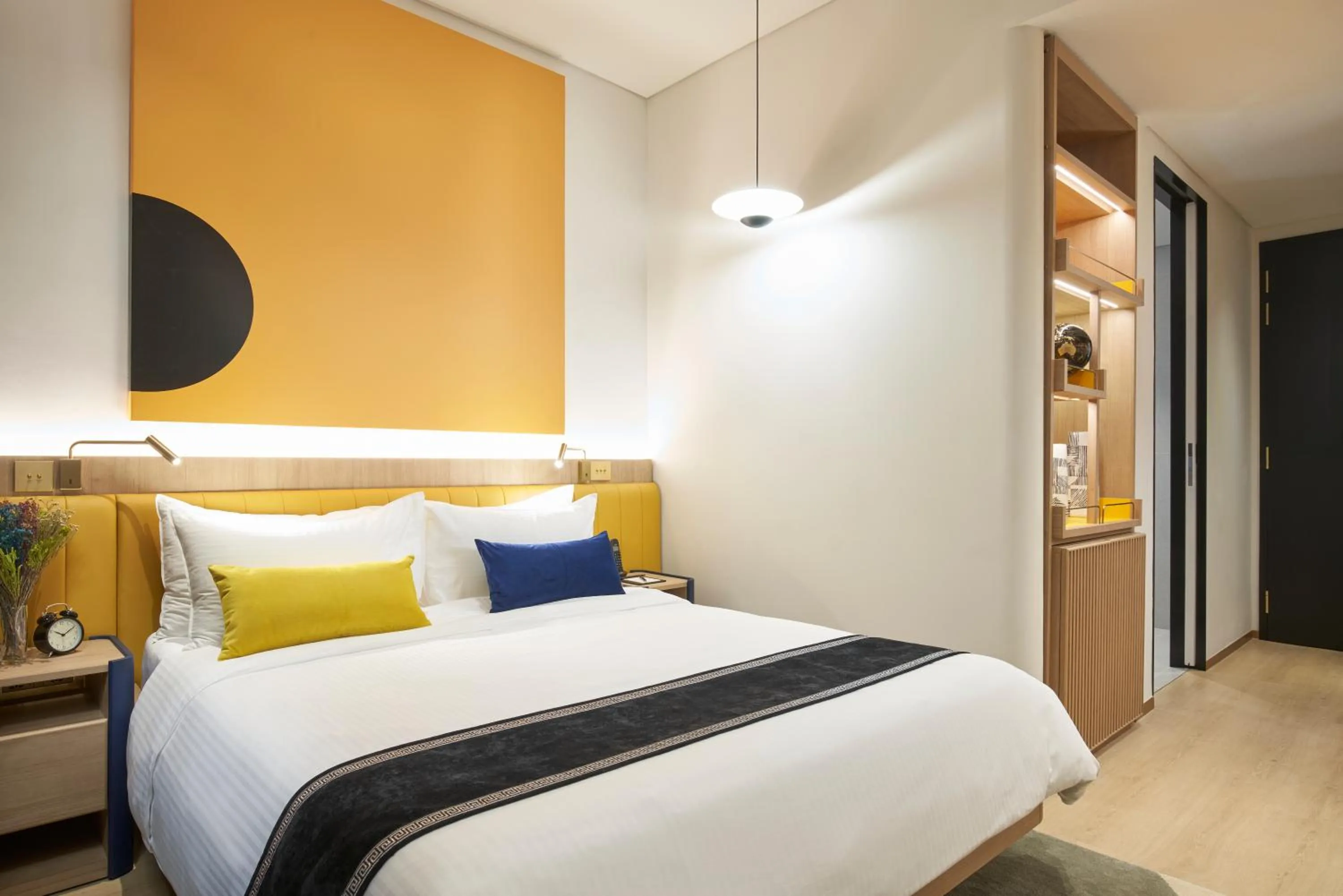 Bedroom, Bed in Citadines Connect City Centre Singapore