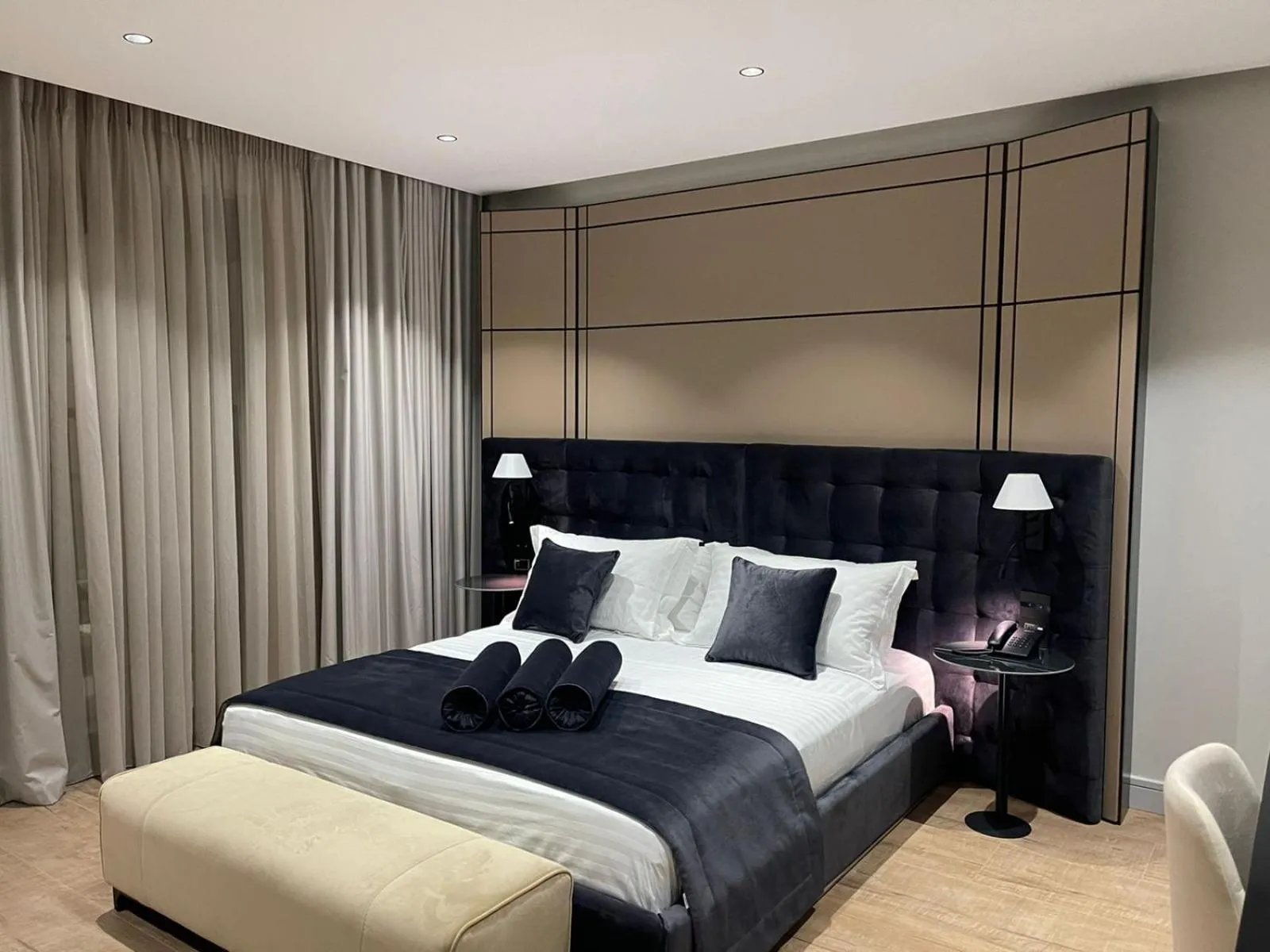 Bedroom, Bed in Rozafa Palace Hotel