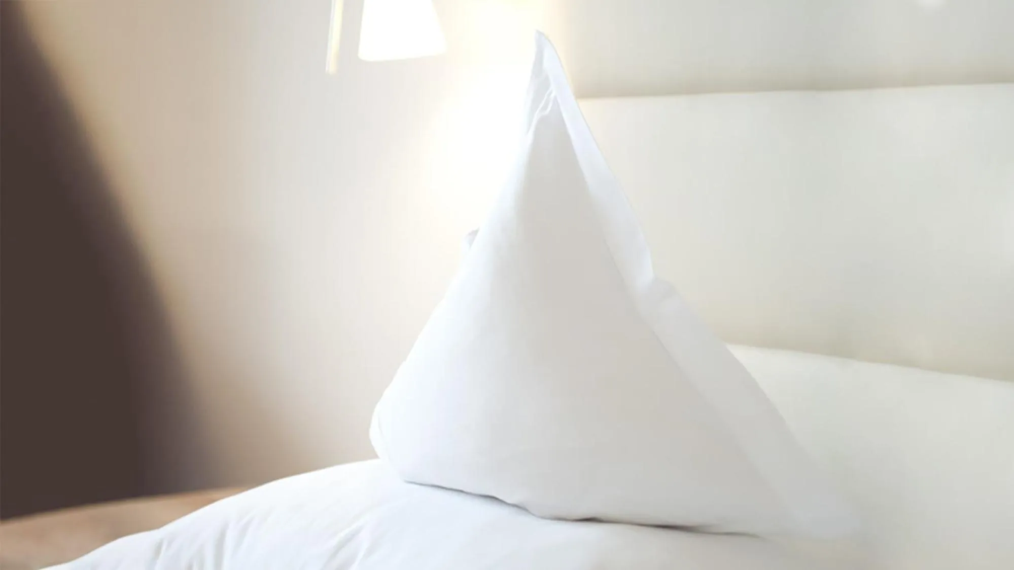 Bed in Baumgartner's Blumenhotel