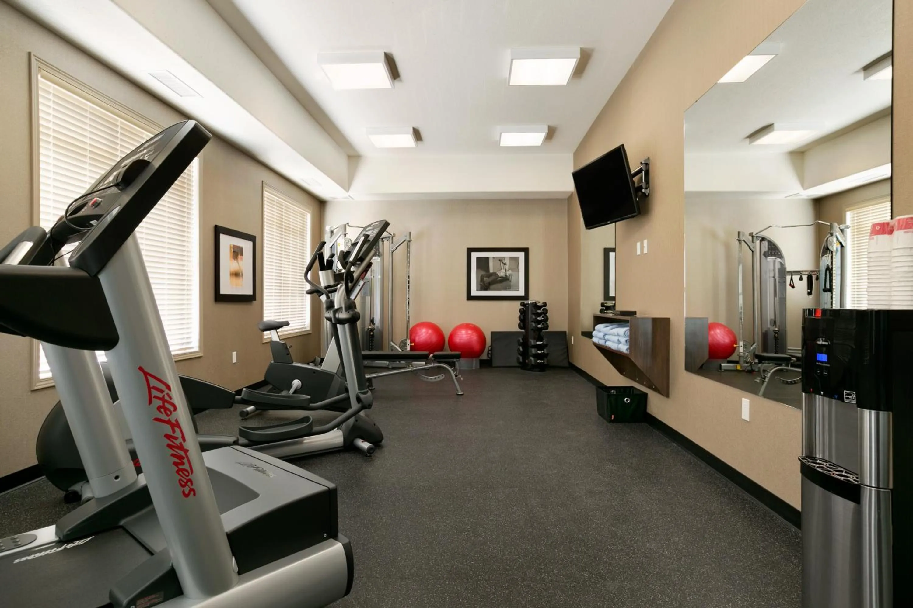 Fitness centre/facilities in Ramada by Wyndham Conklin