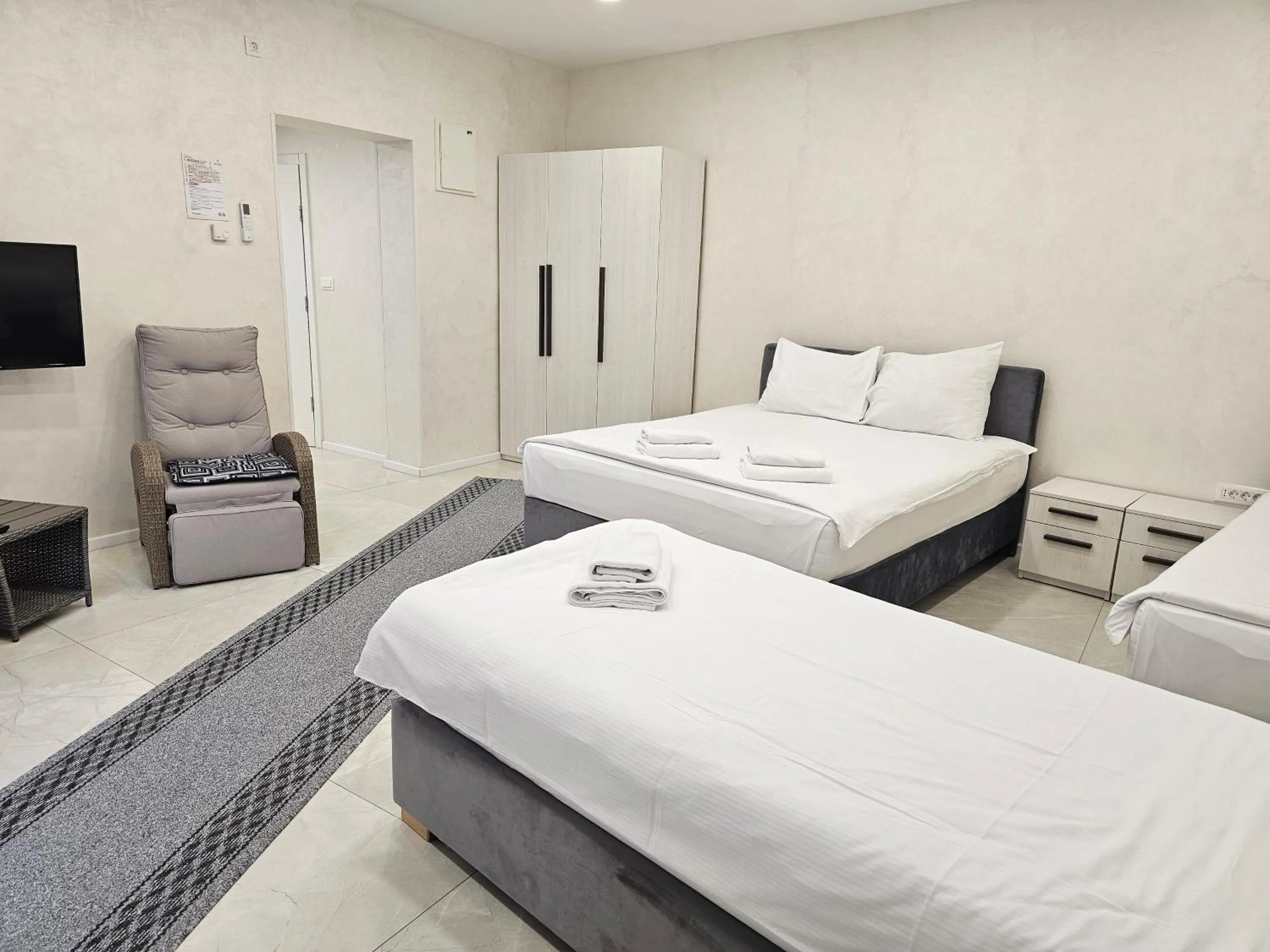 Bedroom, Bed in Ornament Hotel and Apartments